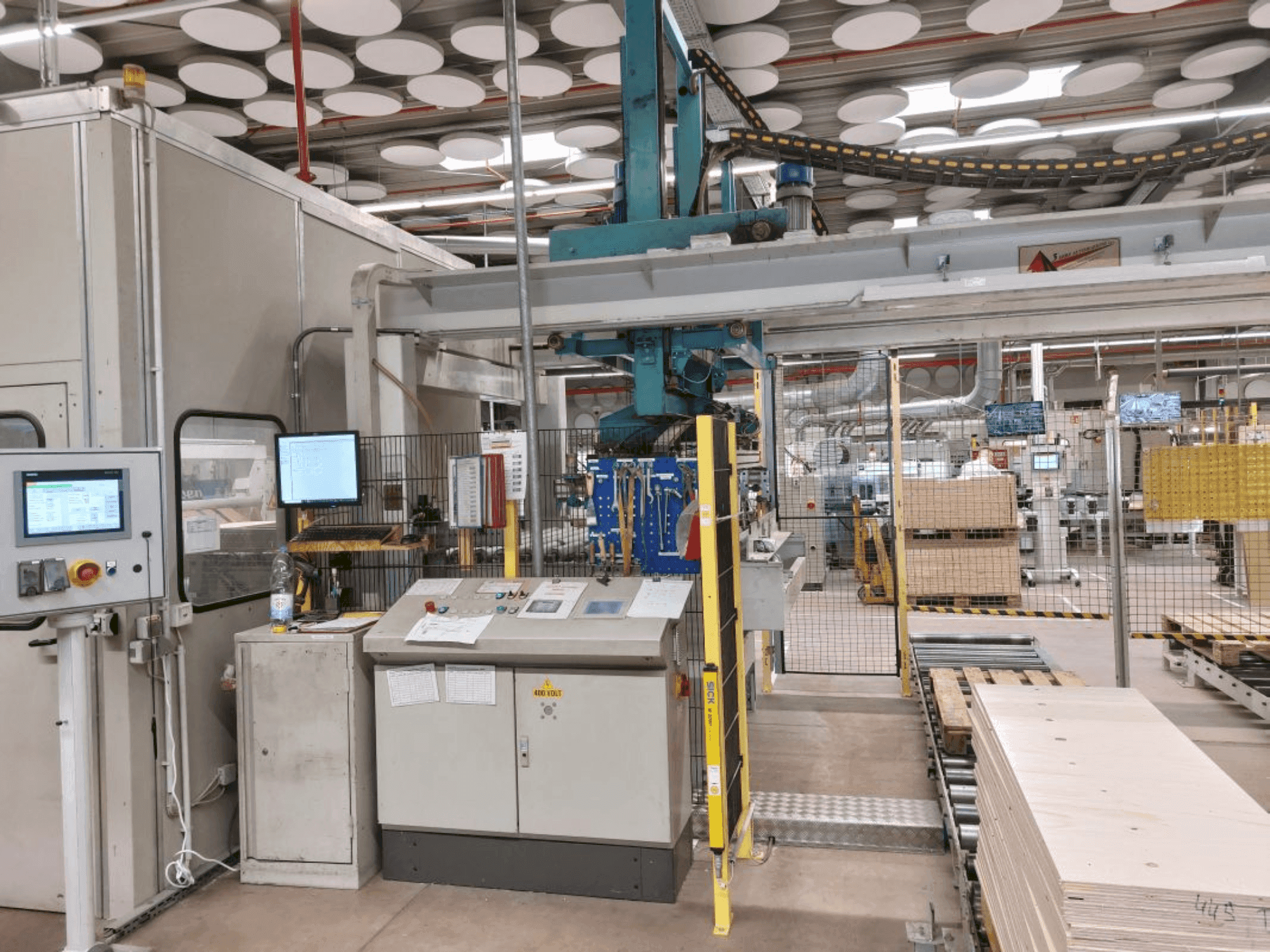 Front view of GIBEN n/a  machine