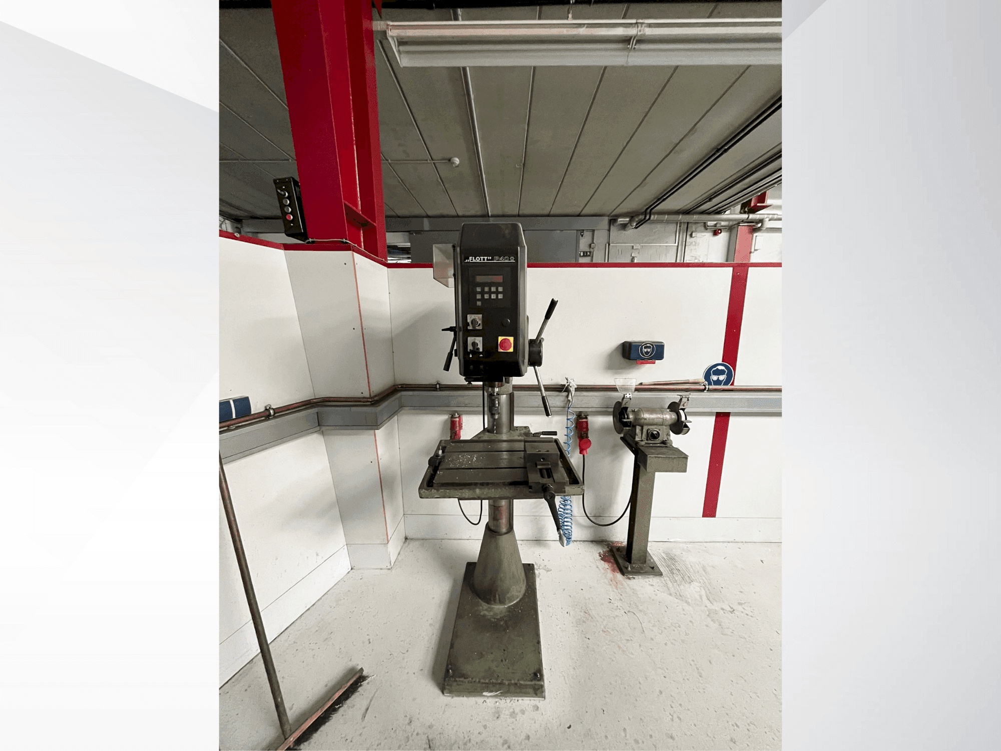 Front view of Hahn+Kolb Flott P40  machine