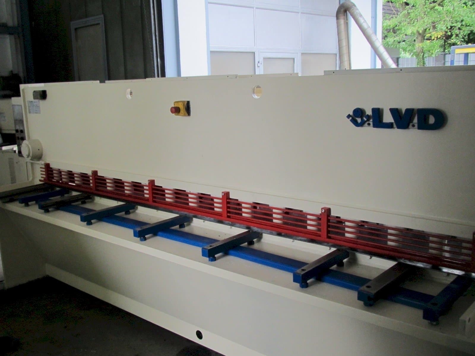 Front view of LVD HST  31/6  machine