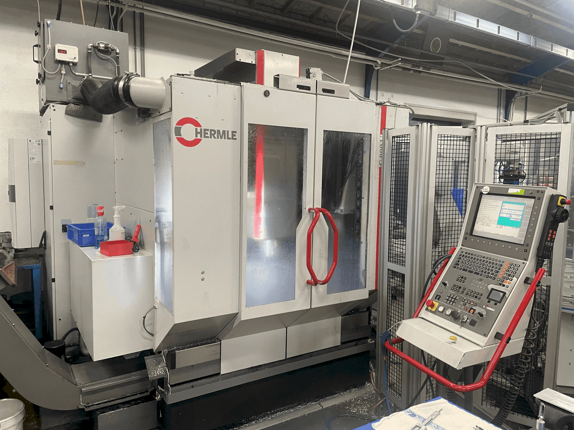 Front view of HERMLE C 800 U  machine