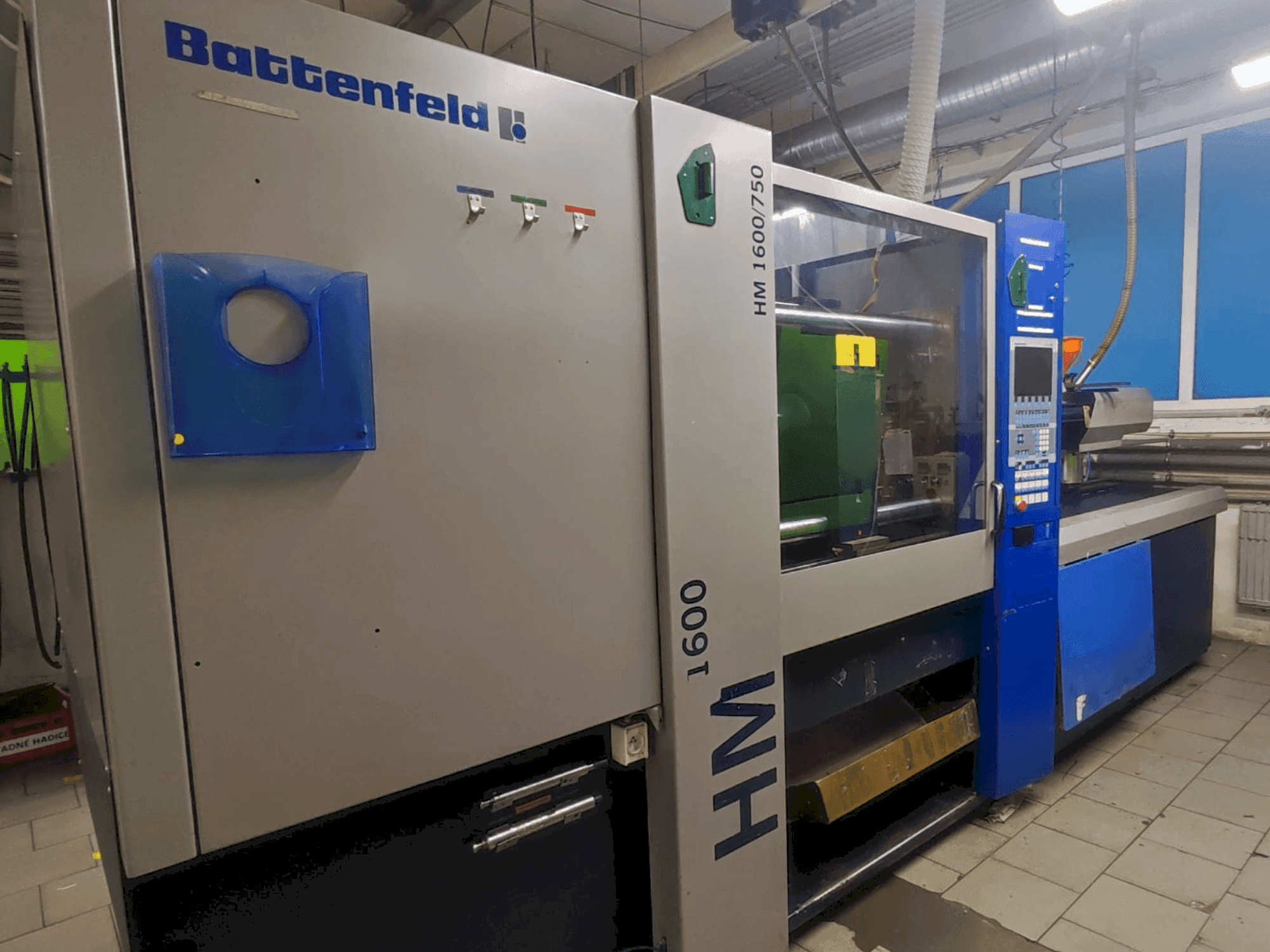 Front view of Battenfeld HM 1600/750  machine