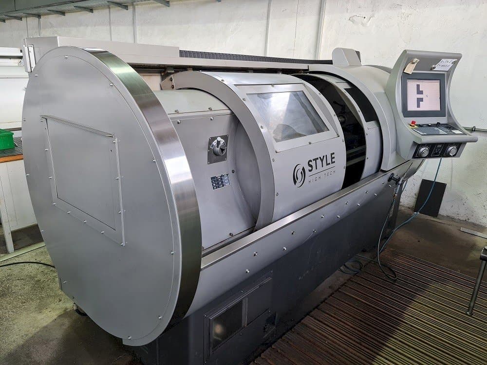 Front view of STYLE 510 X 1350  machine