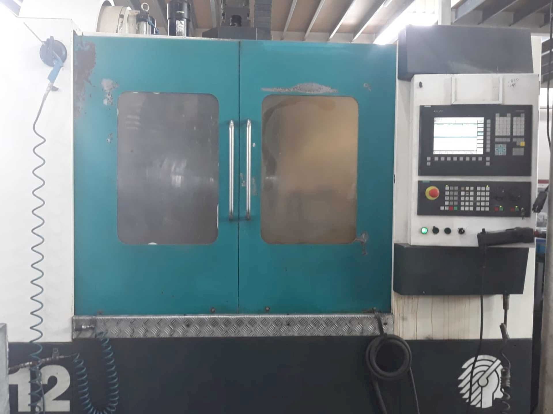 Front view of Huron VX12  machine