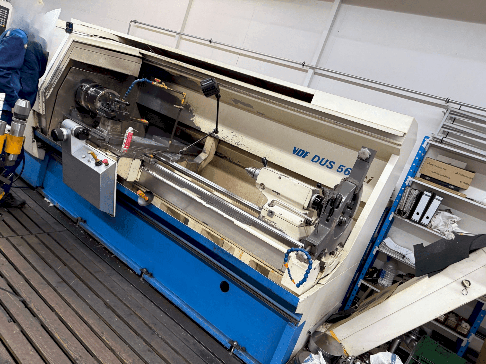 Front view of BOEHRINGER VDF DUS 560 ti  machine