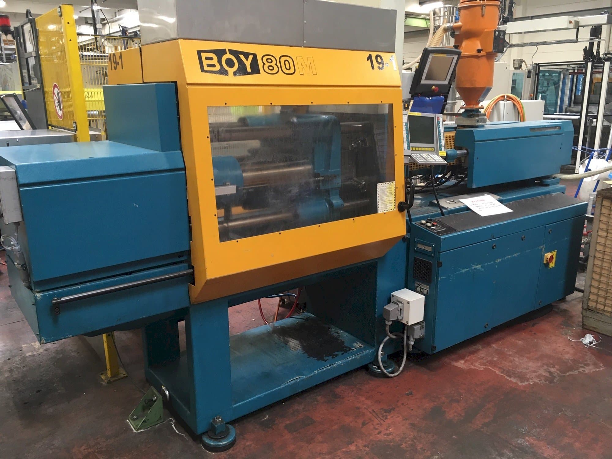 Front view of Dr. Boy 80M  machine