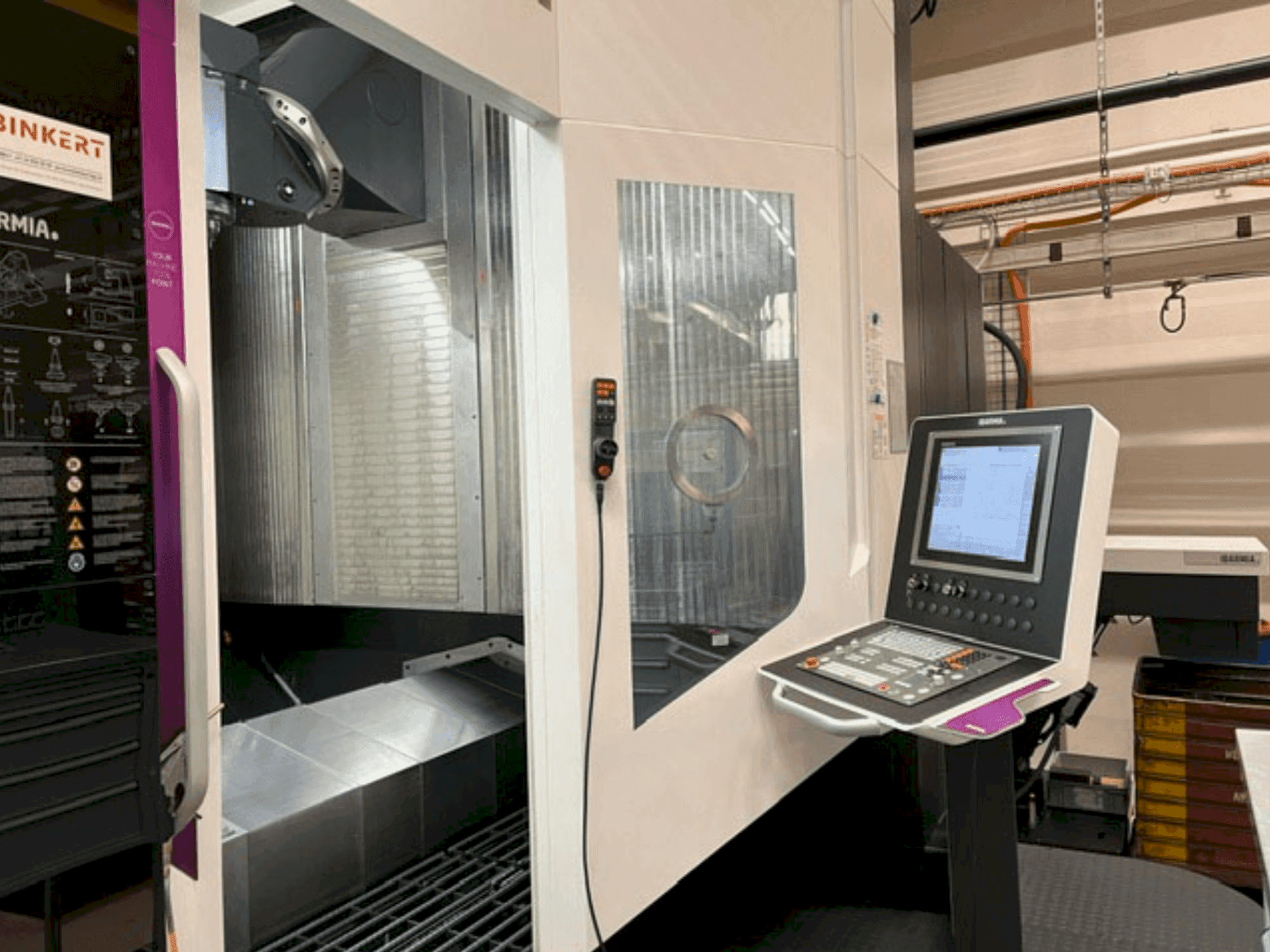 Front view of IBARMIA THC 22 Extreme  machine