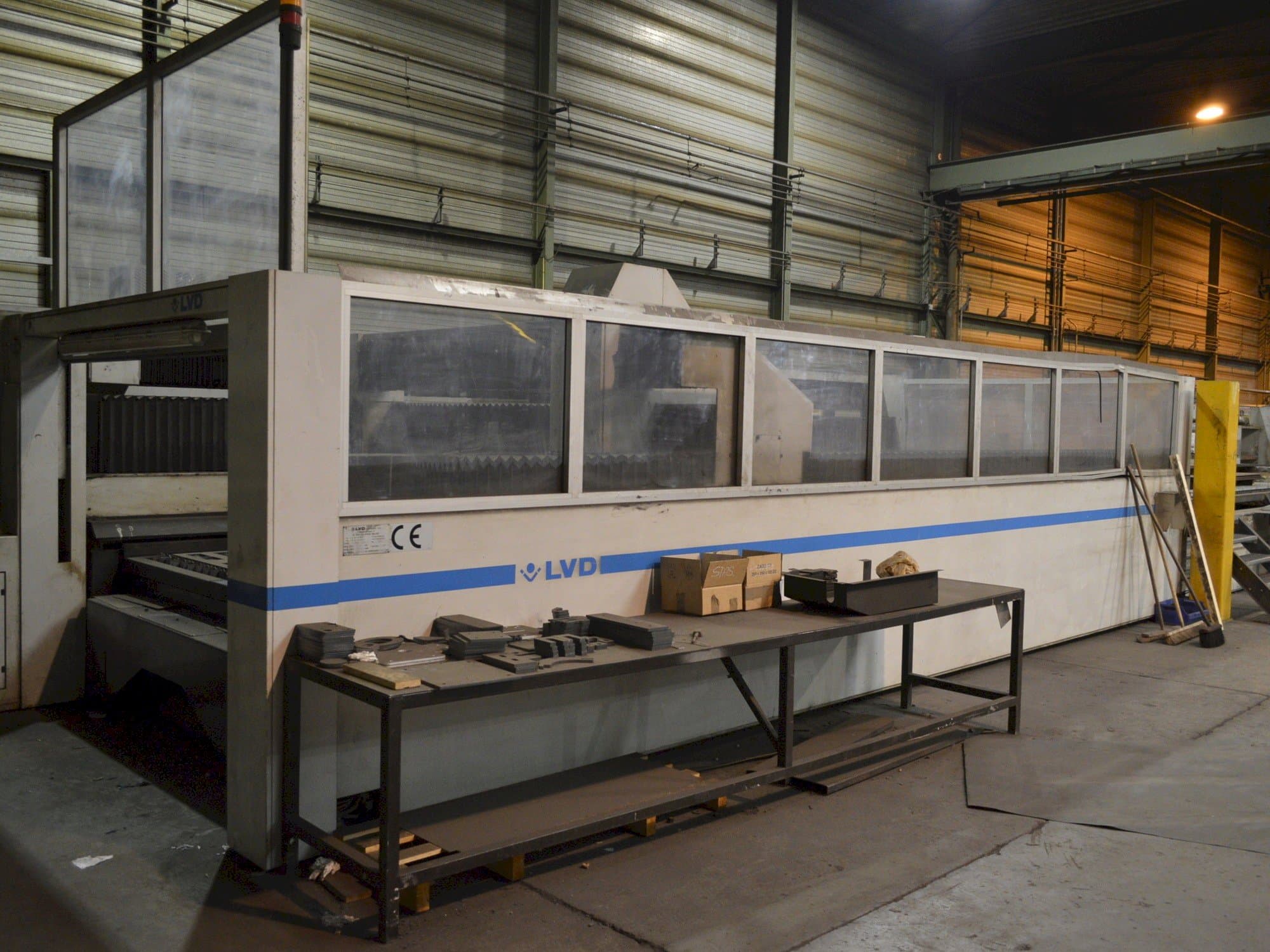 Front view of LVD IMPULS 6020  machine