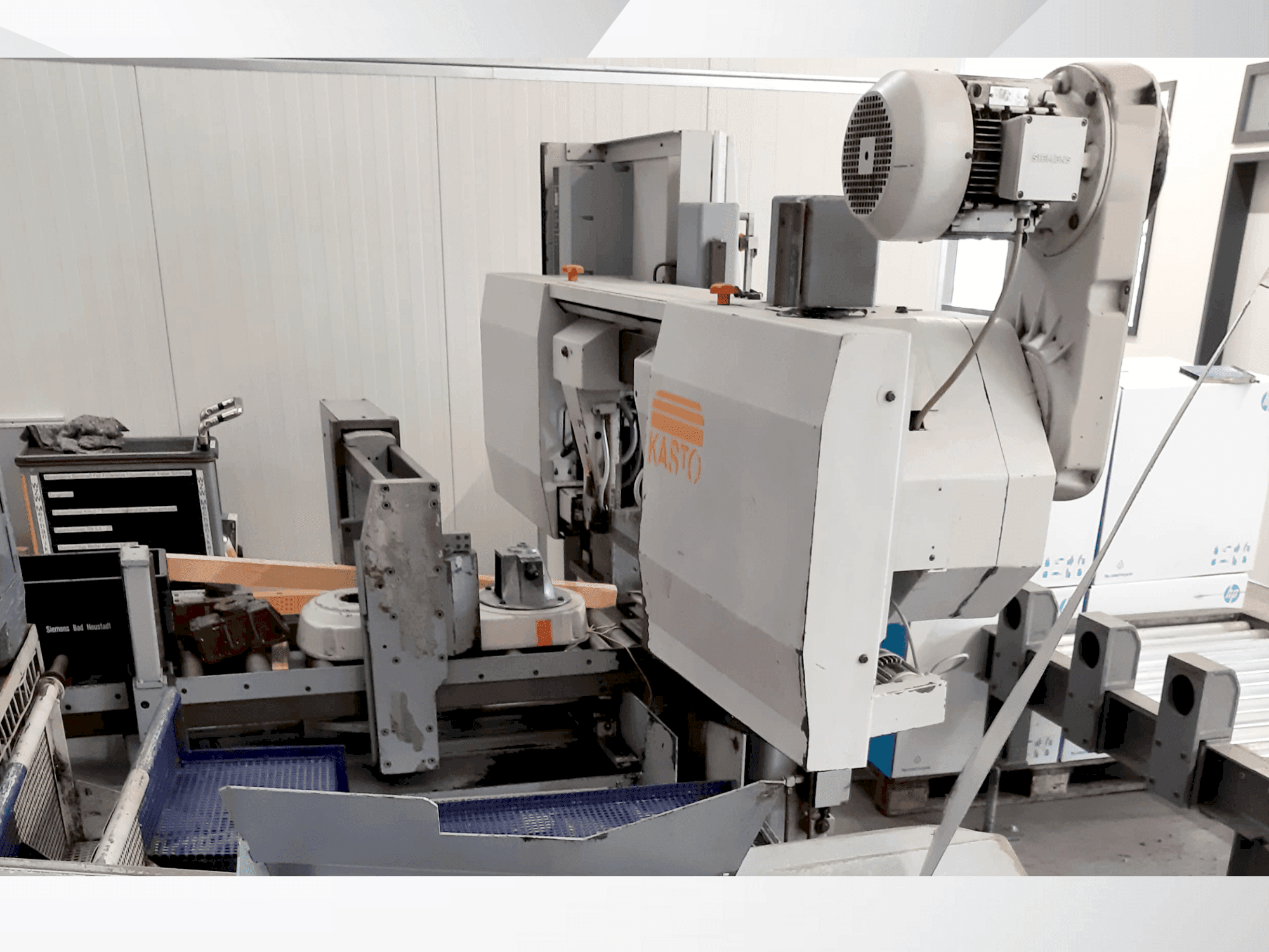 Front view of KASTO HBA 360 AU with Knoll 150 K-1  machine