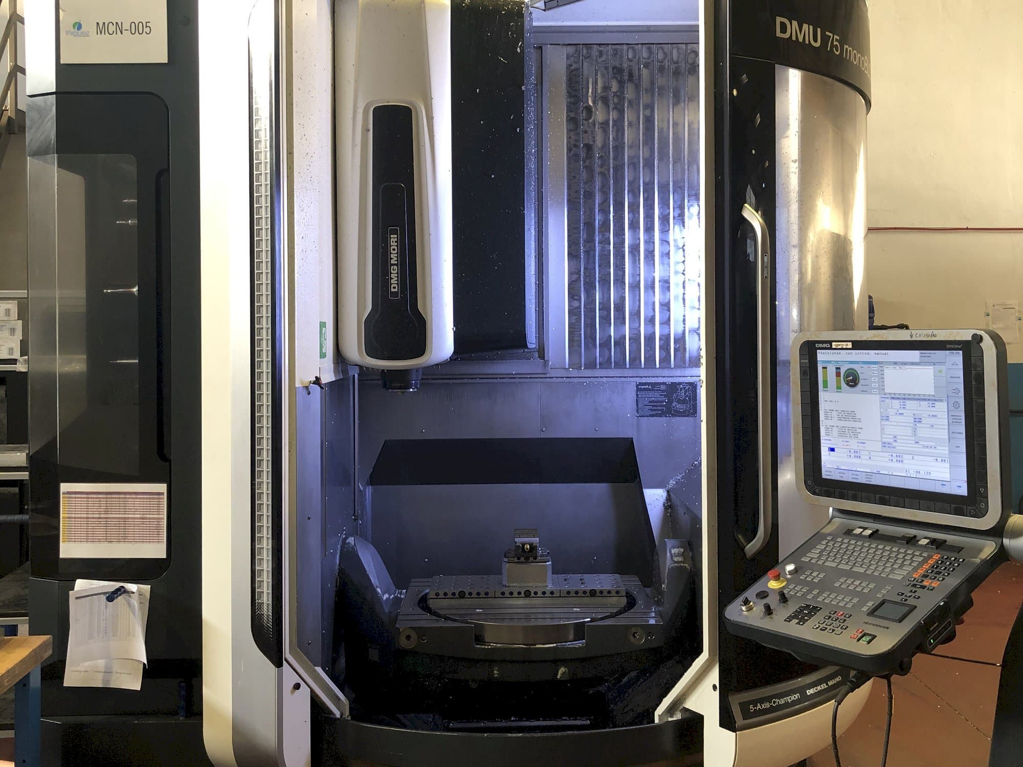 Front view of DMG MORI DMU 75 Monoblock  machine