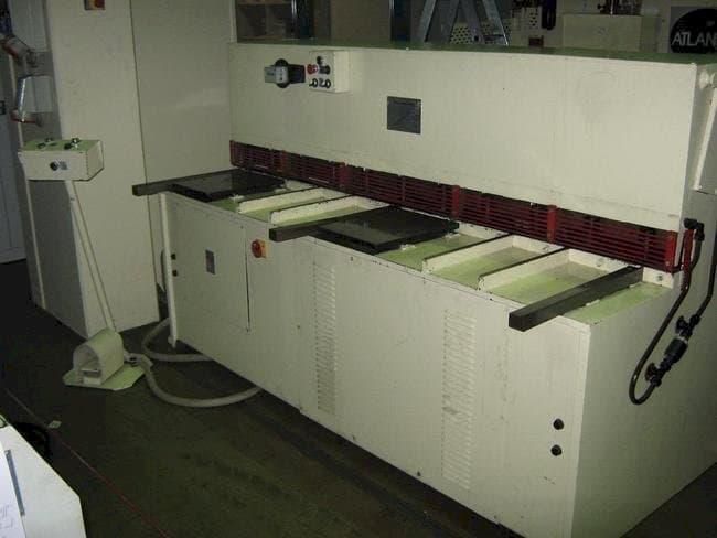 Front view of GEFI LVS-2000  machine