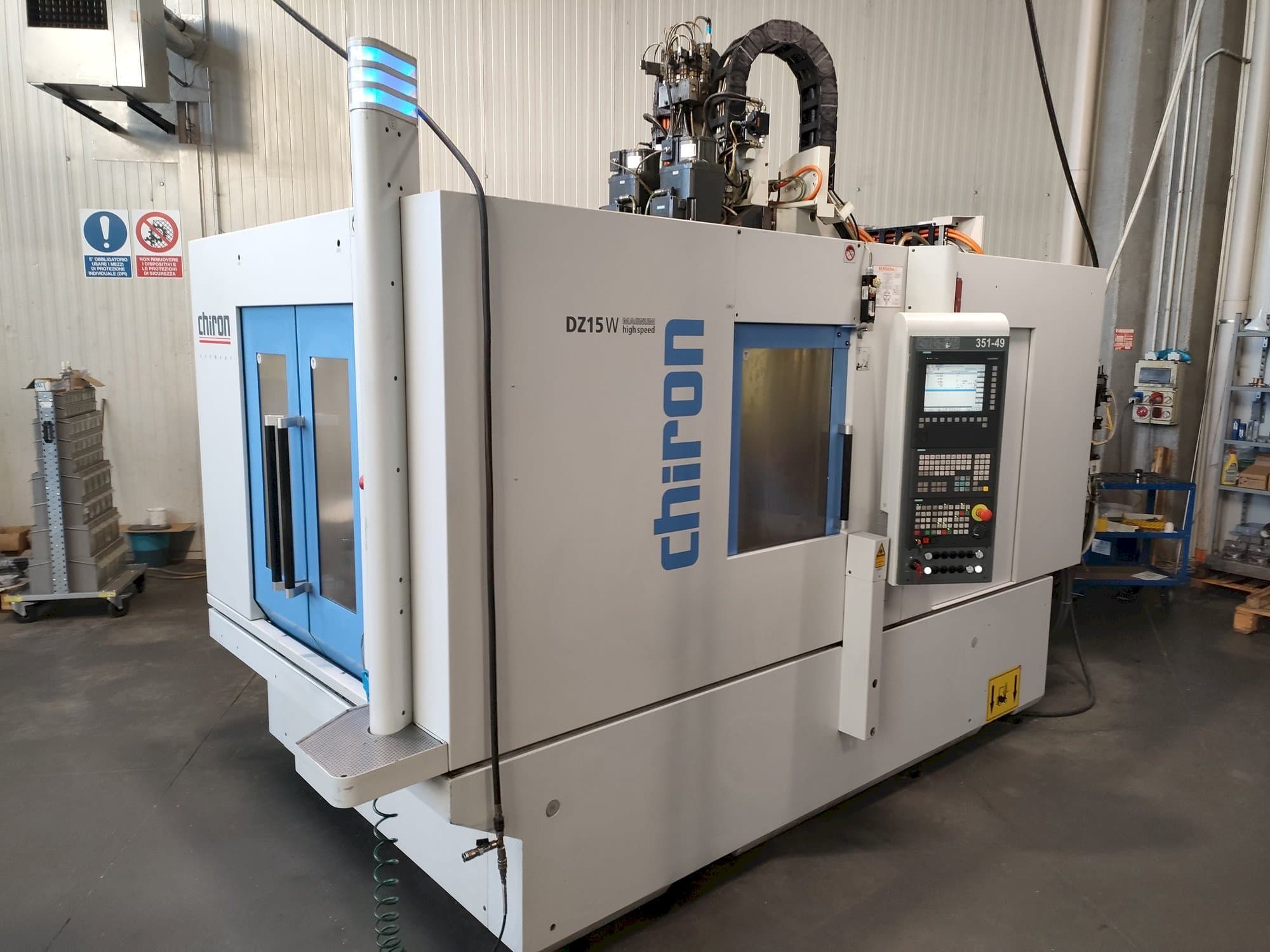 Front view of CHIRON DZ15W MAGNUM HS  machine