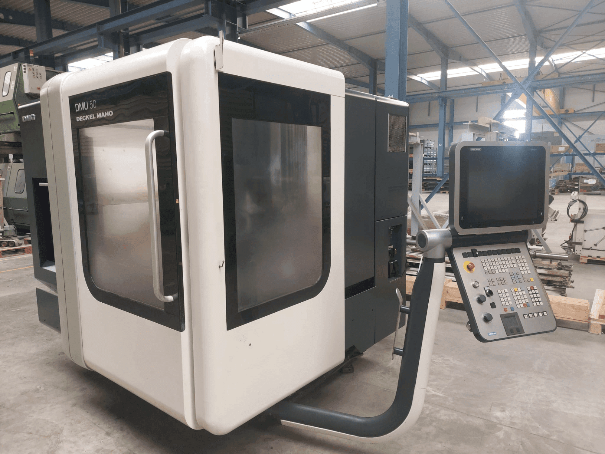 Front view of DMG DECKEL MAHO DMU 50  machine