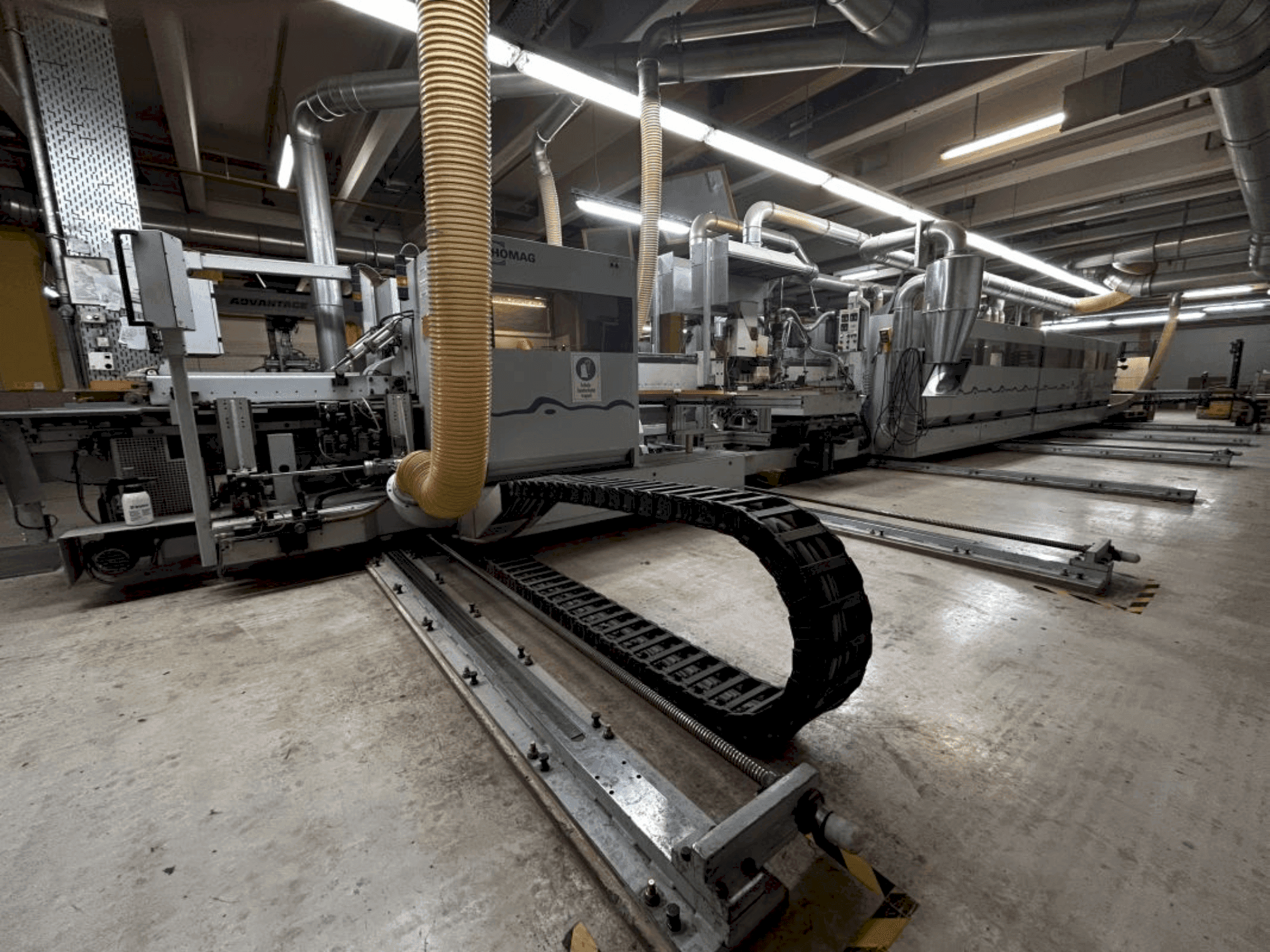 Front view of HOMAG WEEKE PROFI KFL20/29/QA/25  machine