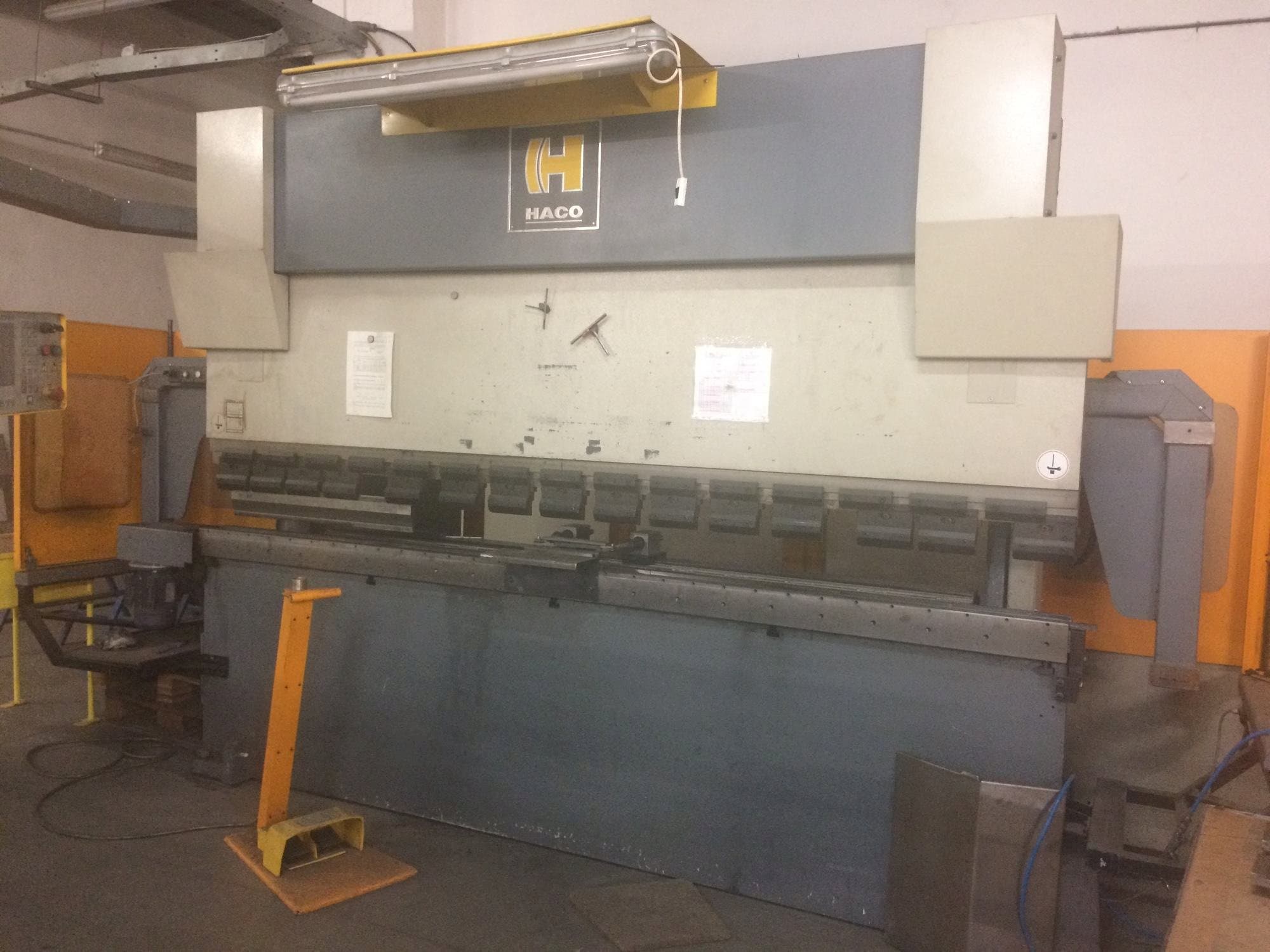 Front view of HACO EMR 30150  machine