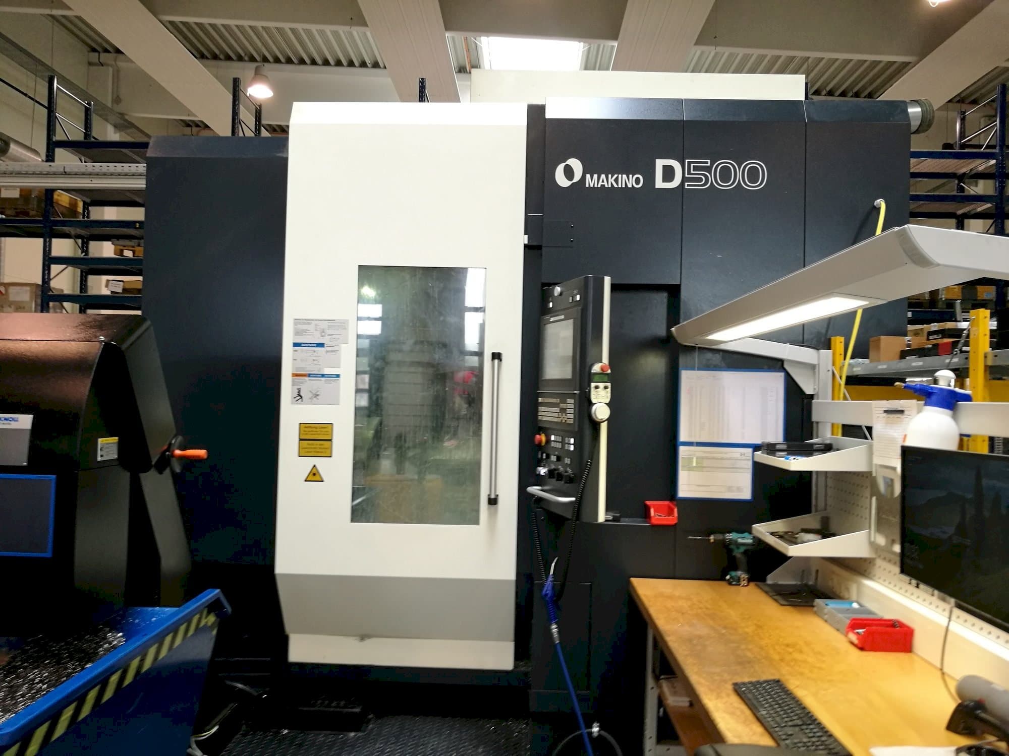Front view of Makino D500 machine