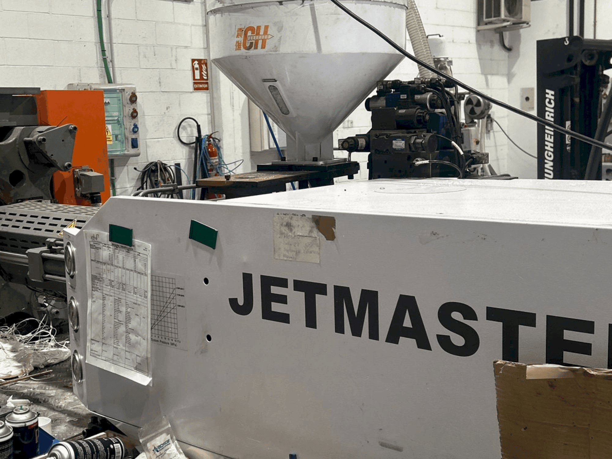 Front view of CHEN HSONG JM160-MK6e  machine