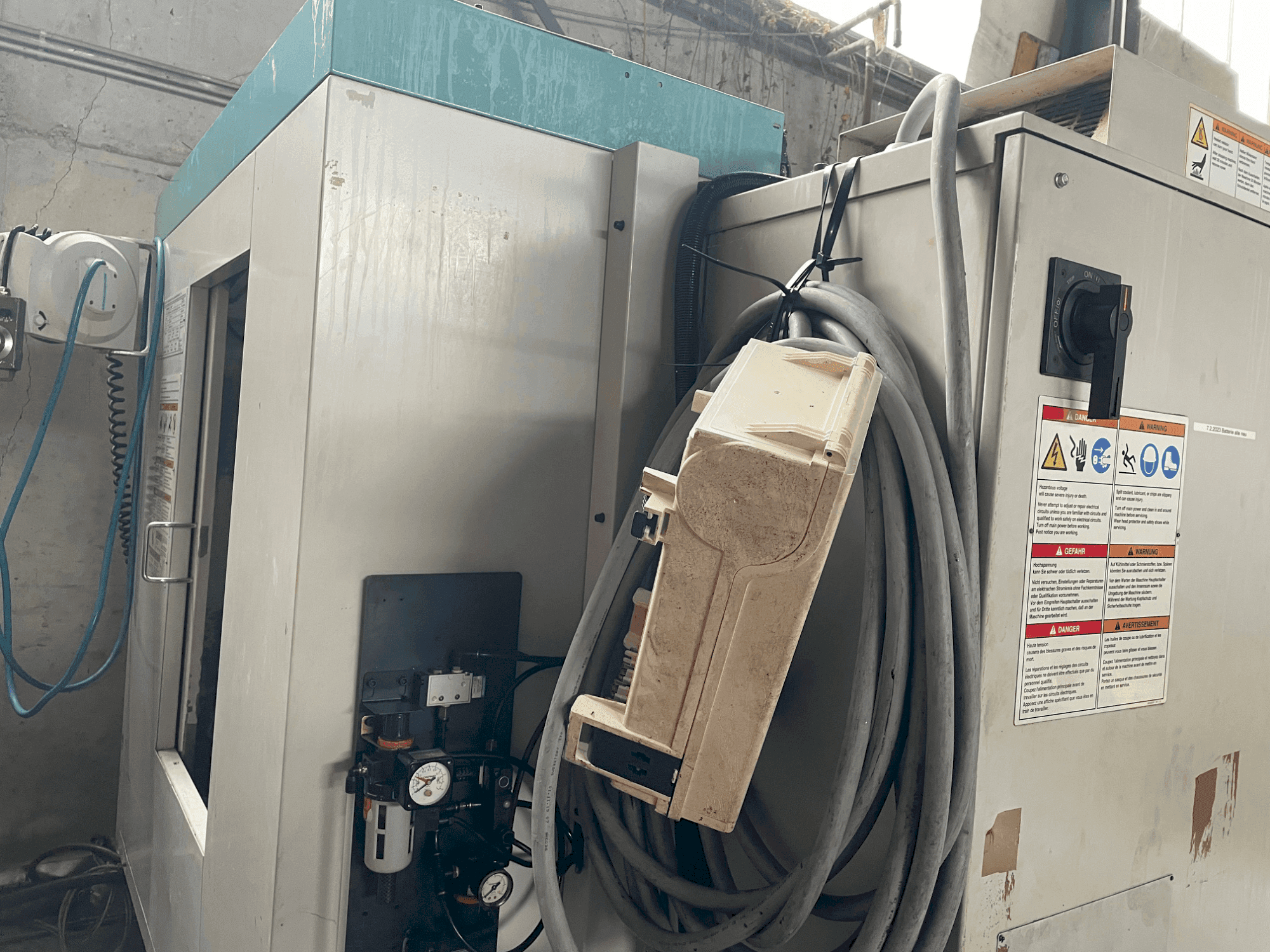 Front view of Brother TC22A  (1999)  machine