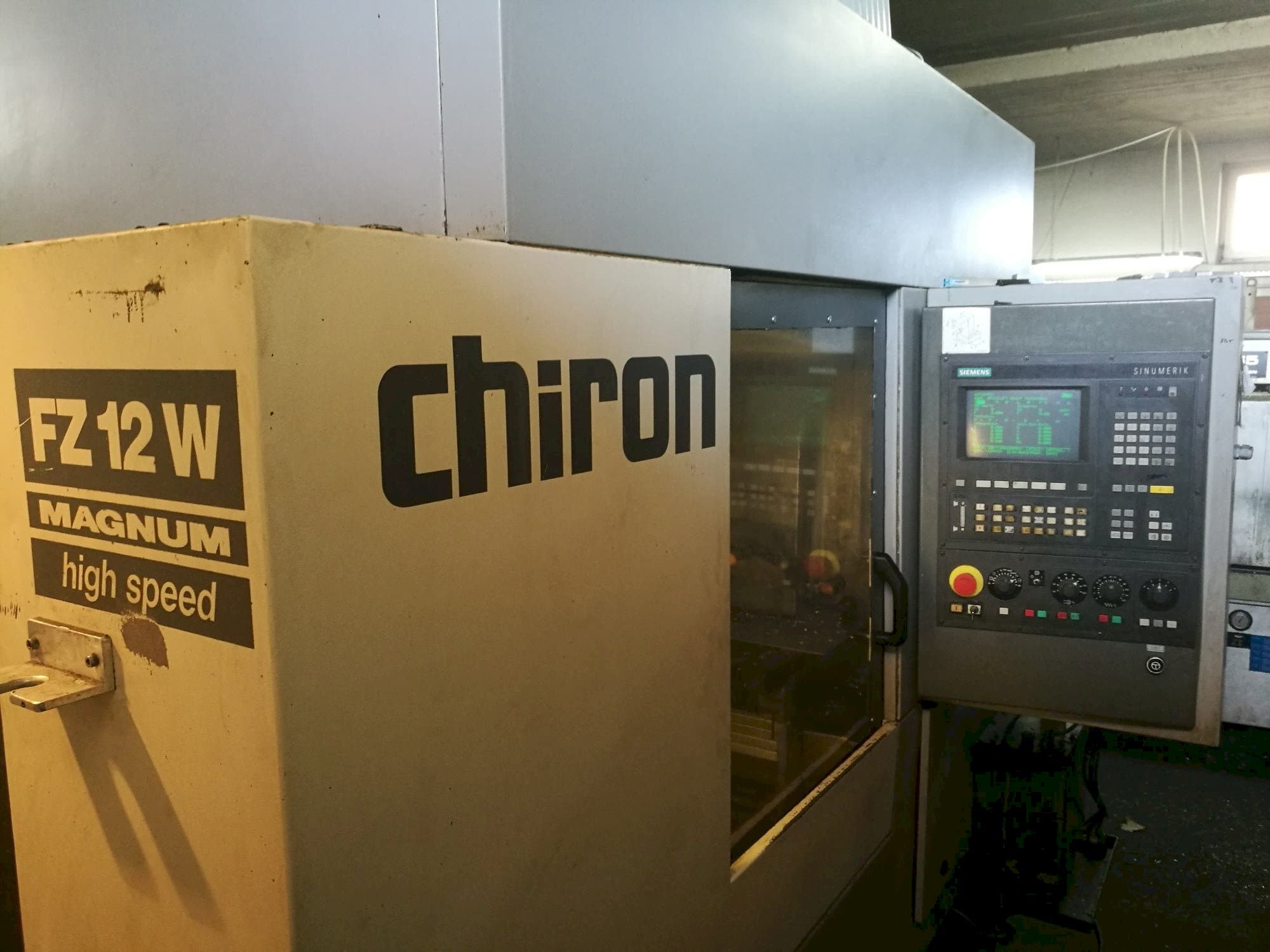 Front view of CHIRON FZ 12 W Magnum  machine