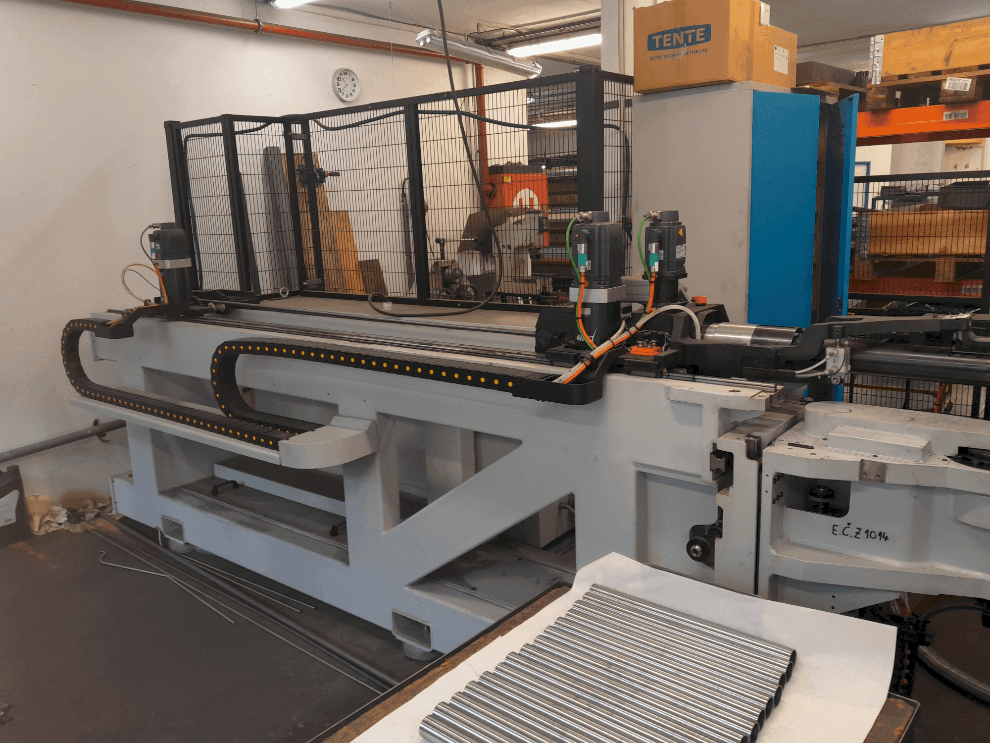 Front view of BLM ELECT 40  machine