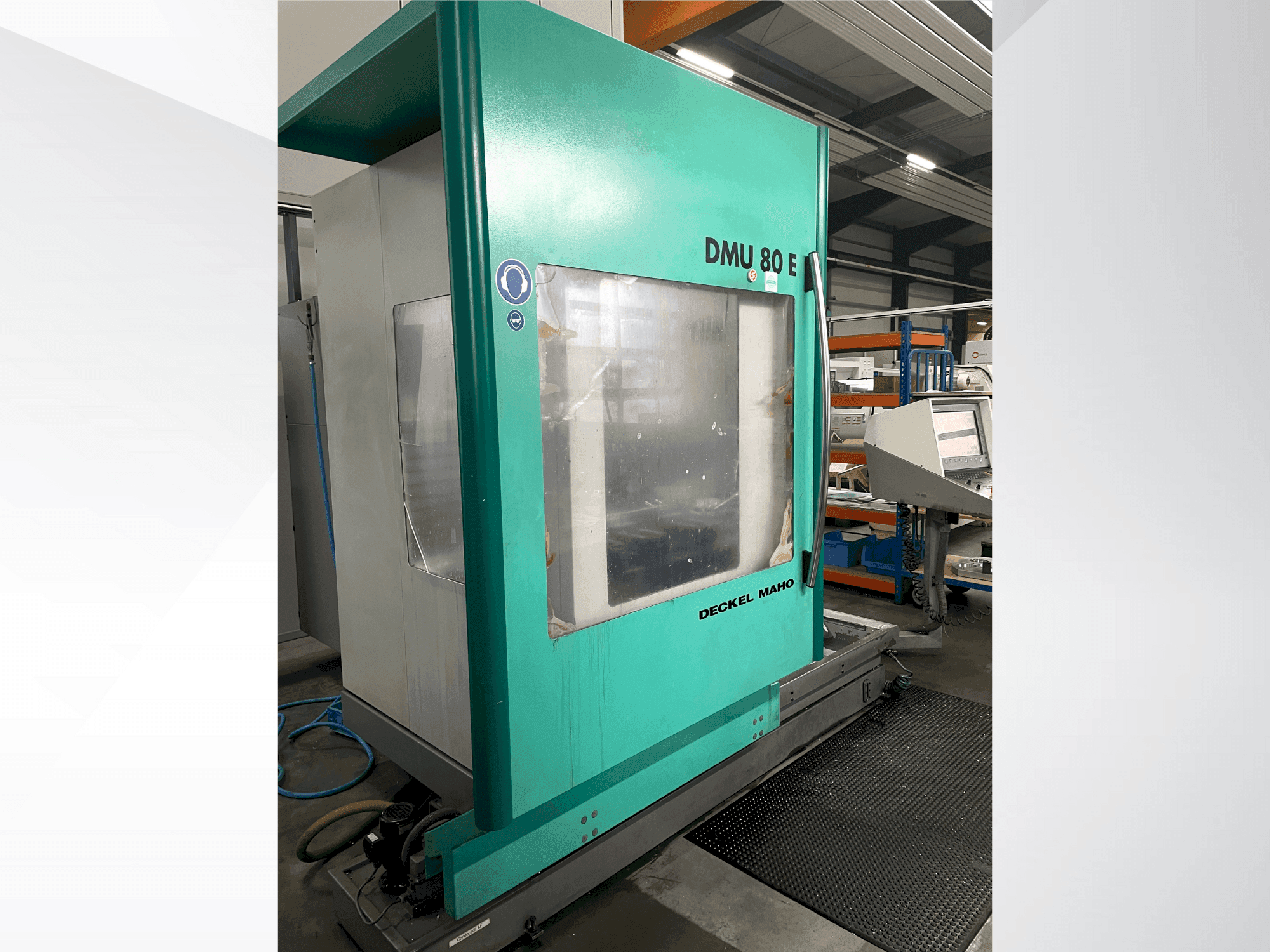 Front view of DECKEL DMU 80 E  machine