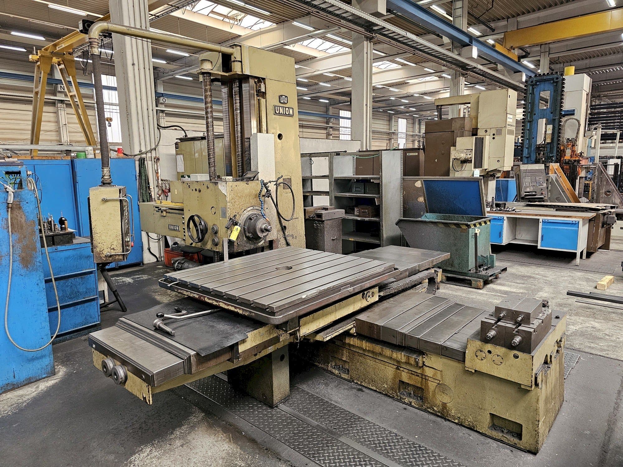 Front view of UNION BFT 90  machine