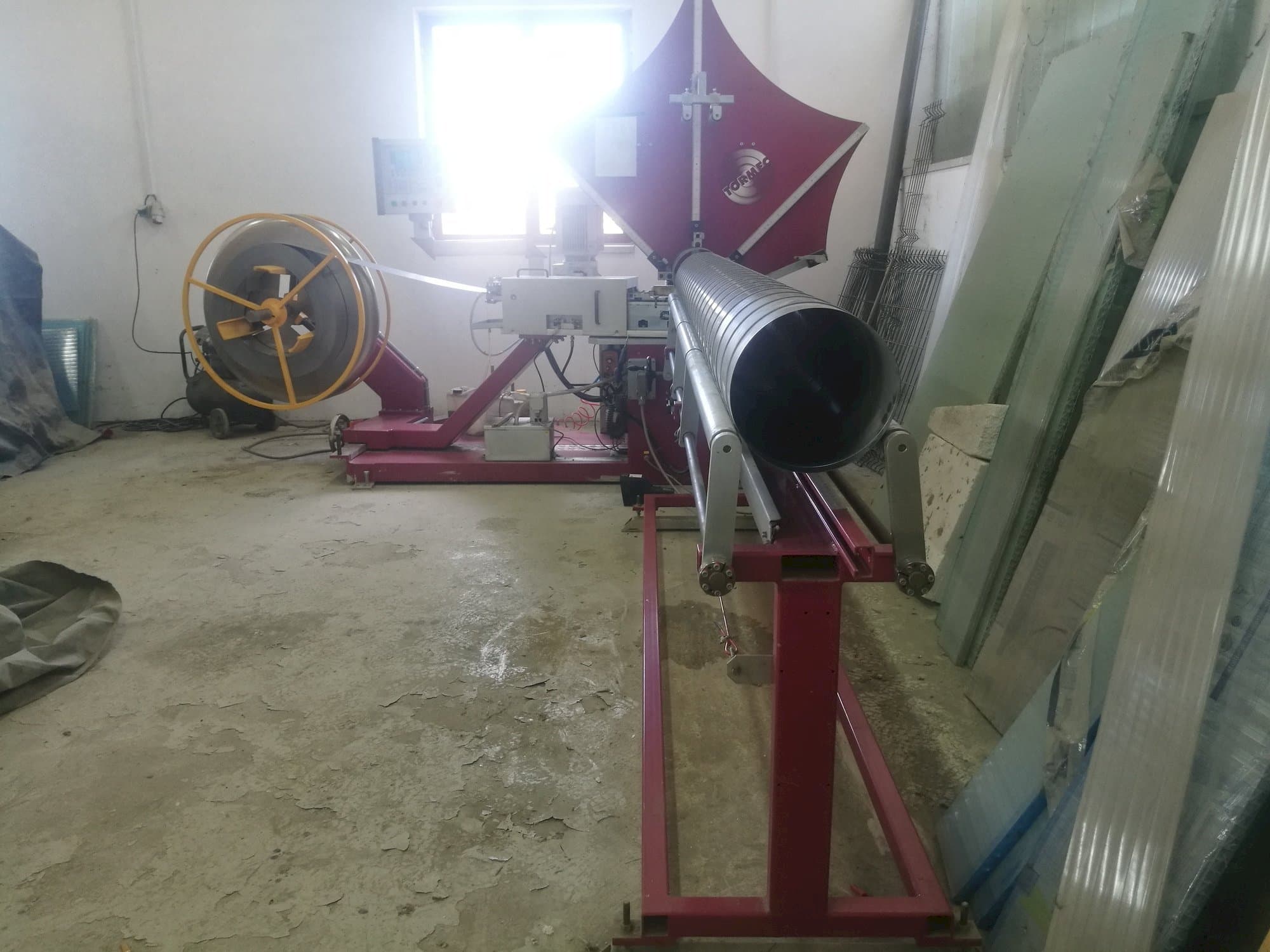 Front view of Tormec Tubo-S  machine