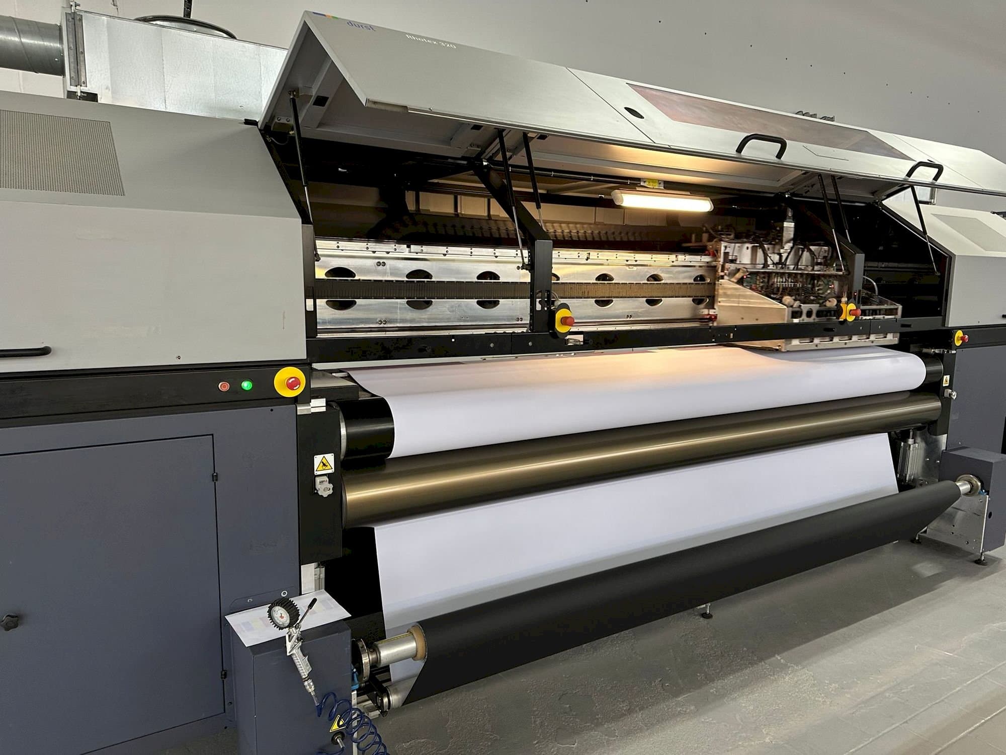 Front view of Durst Rhotex 320  machine