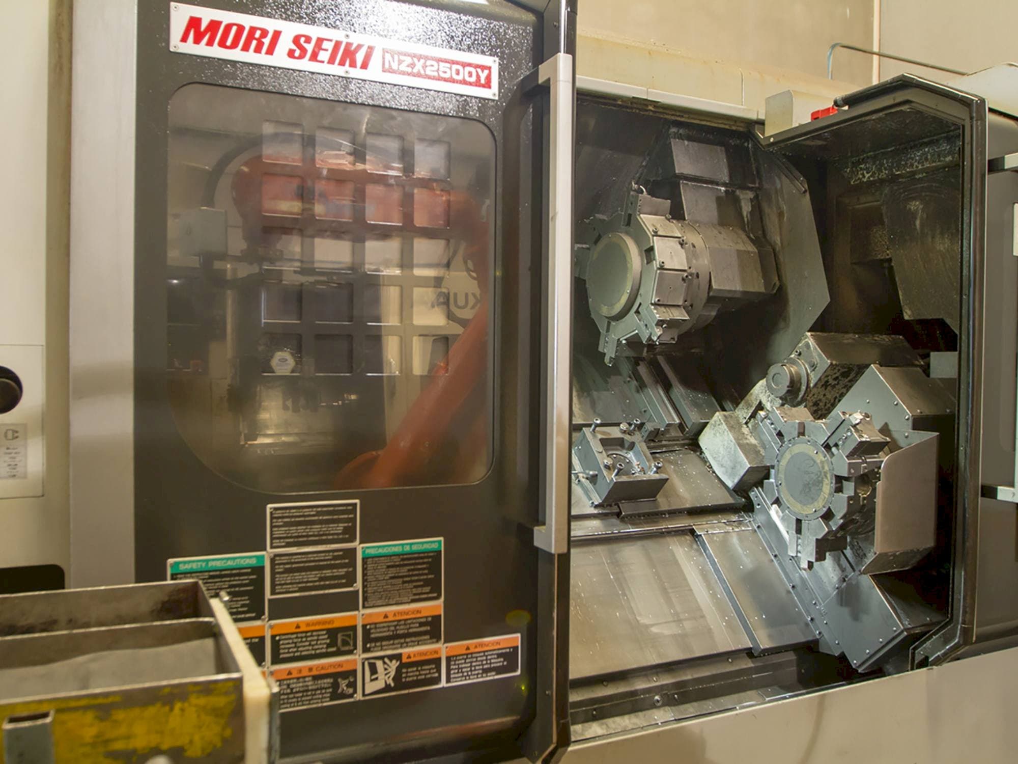 Front view of MORI SEIKI NZX 2500/1000 Y  machine