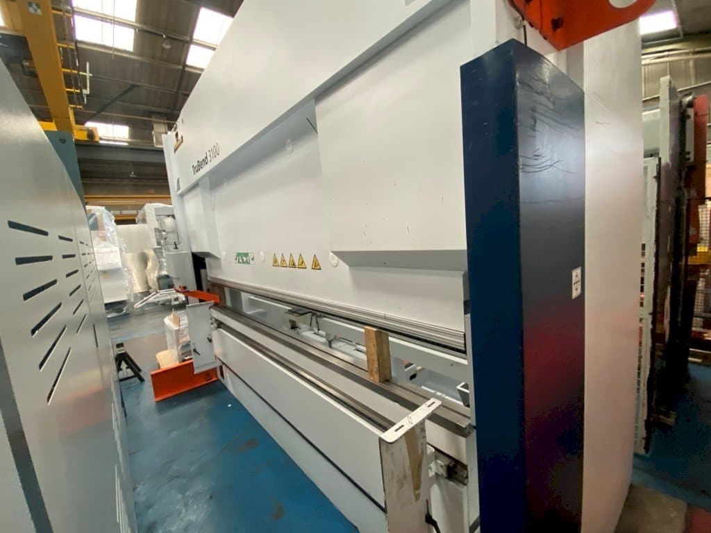 Front view of Trumpf TruBend 3100  machine