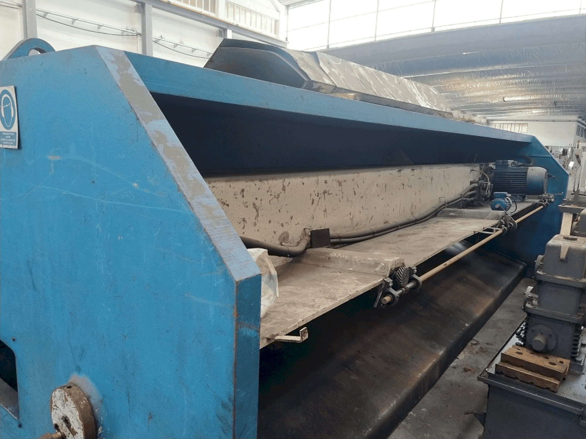 Front view of JORDI CH 6100 - 10  machine