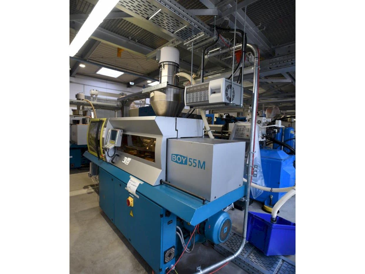 Front view of BOY 55M  machine