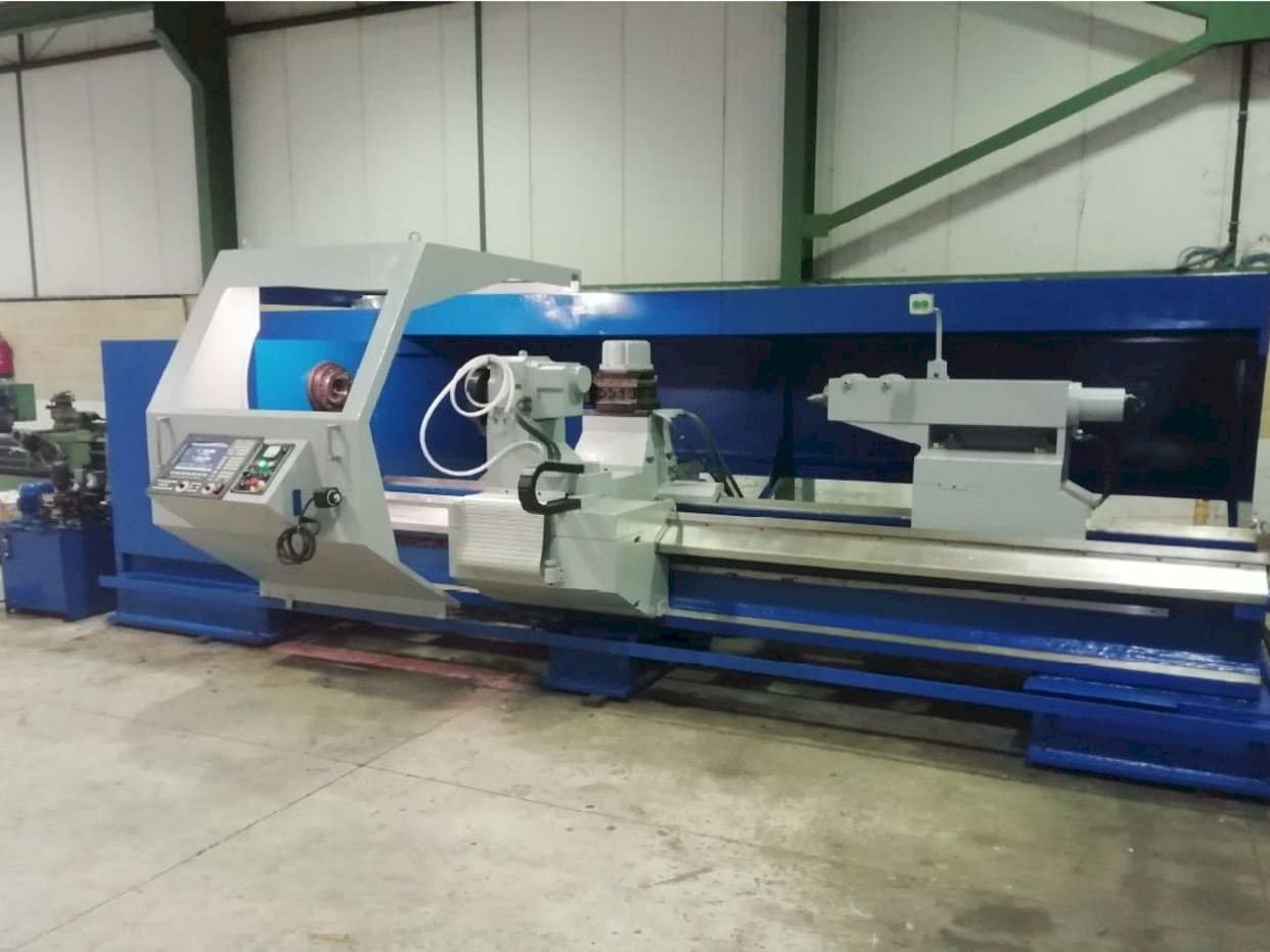 Front view of Gurutzpe A-1000  machine