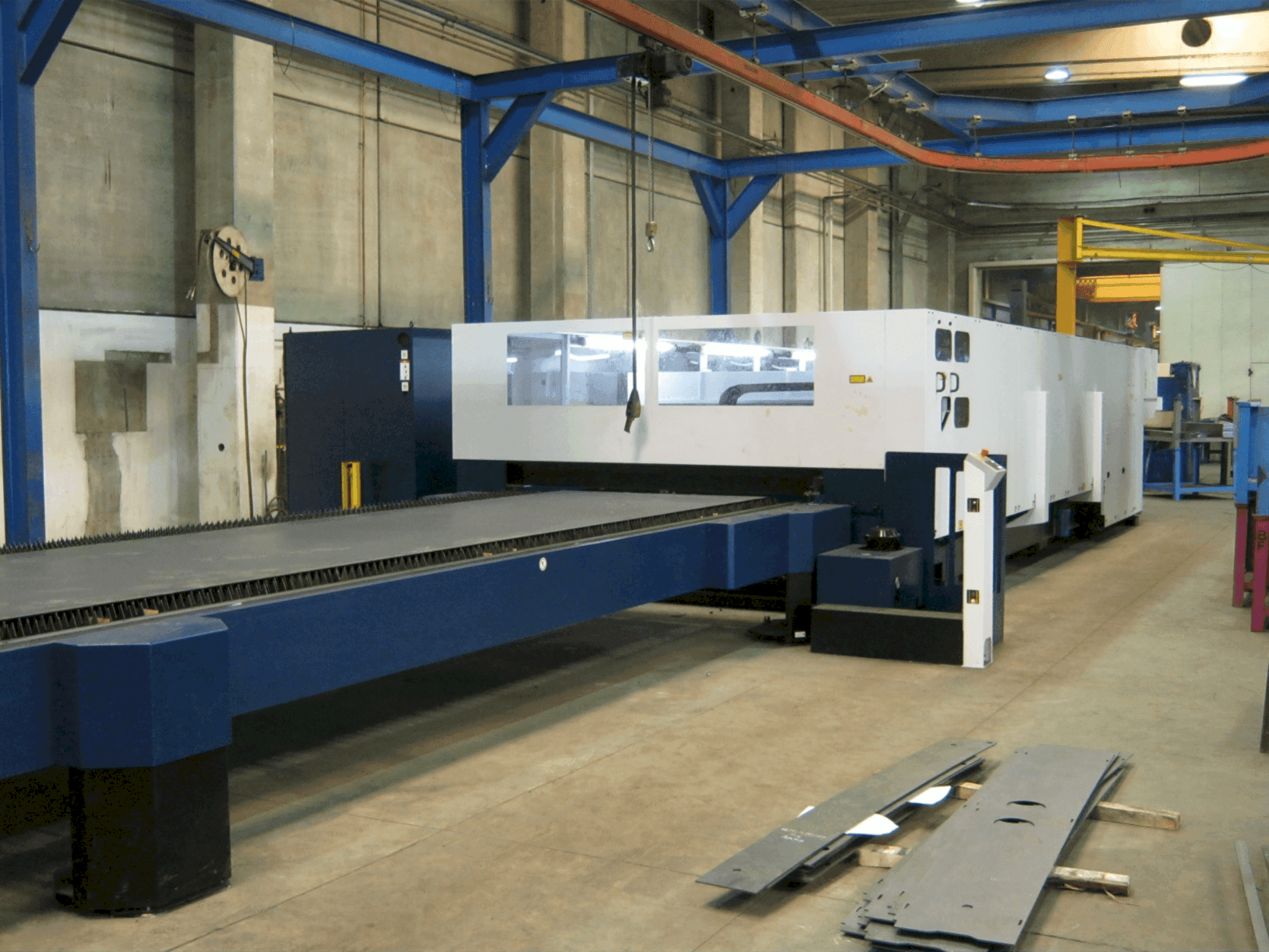 Front view of TRUMPF TruLaser 3060  machine