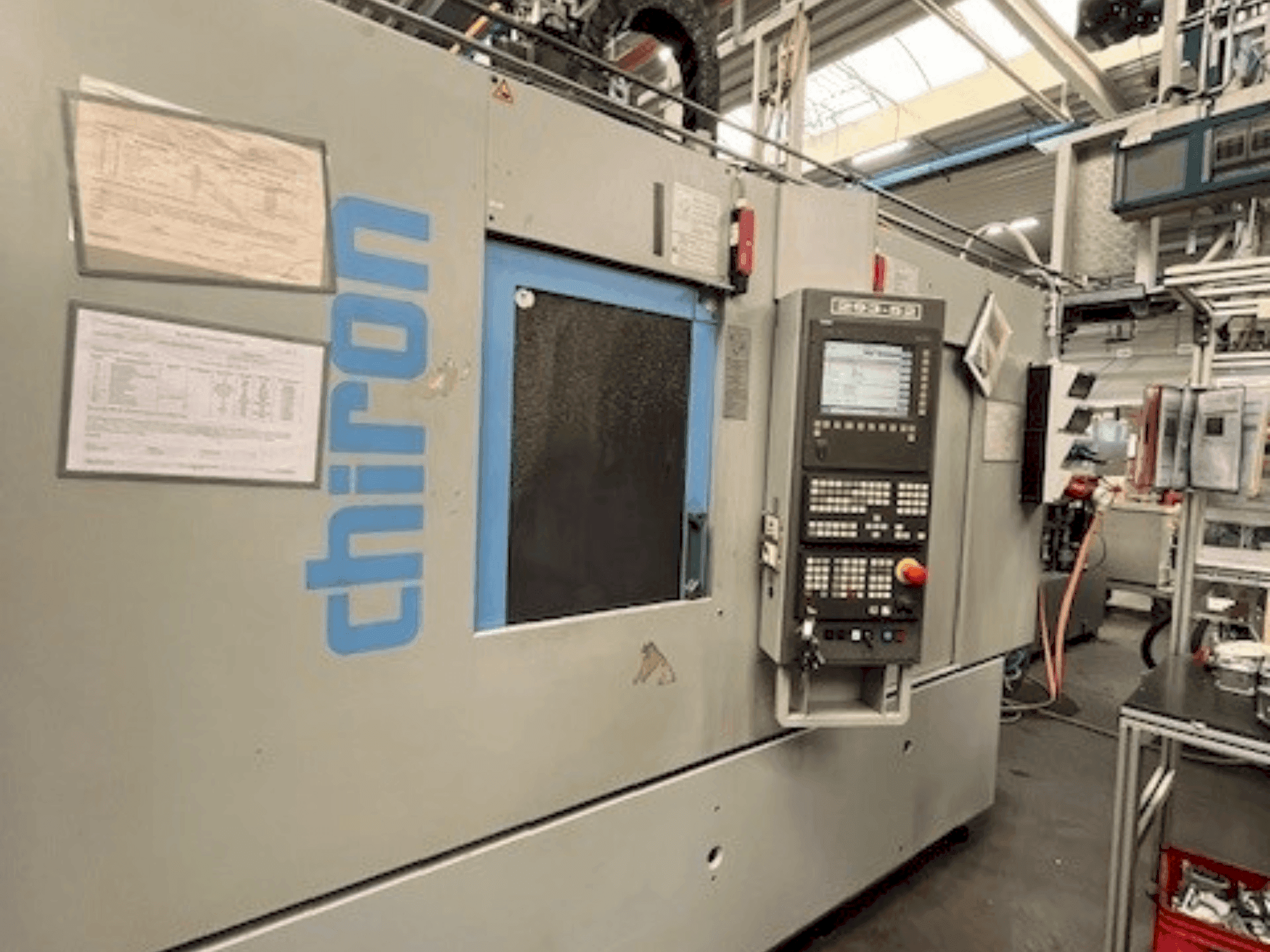 Front view of CHIRON DZ15KWM HS  machine