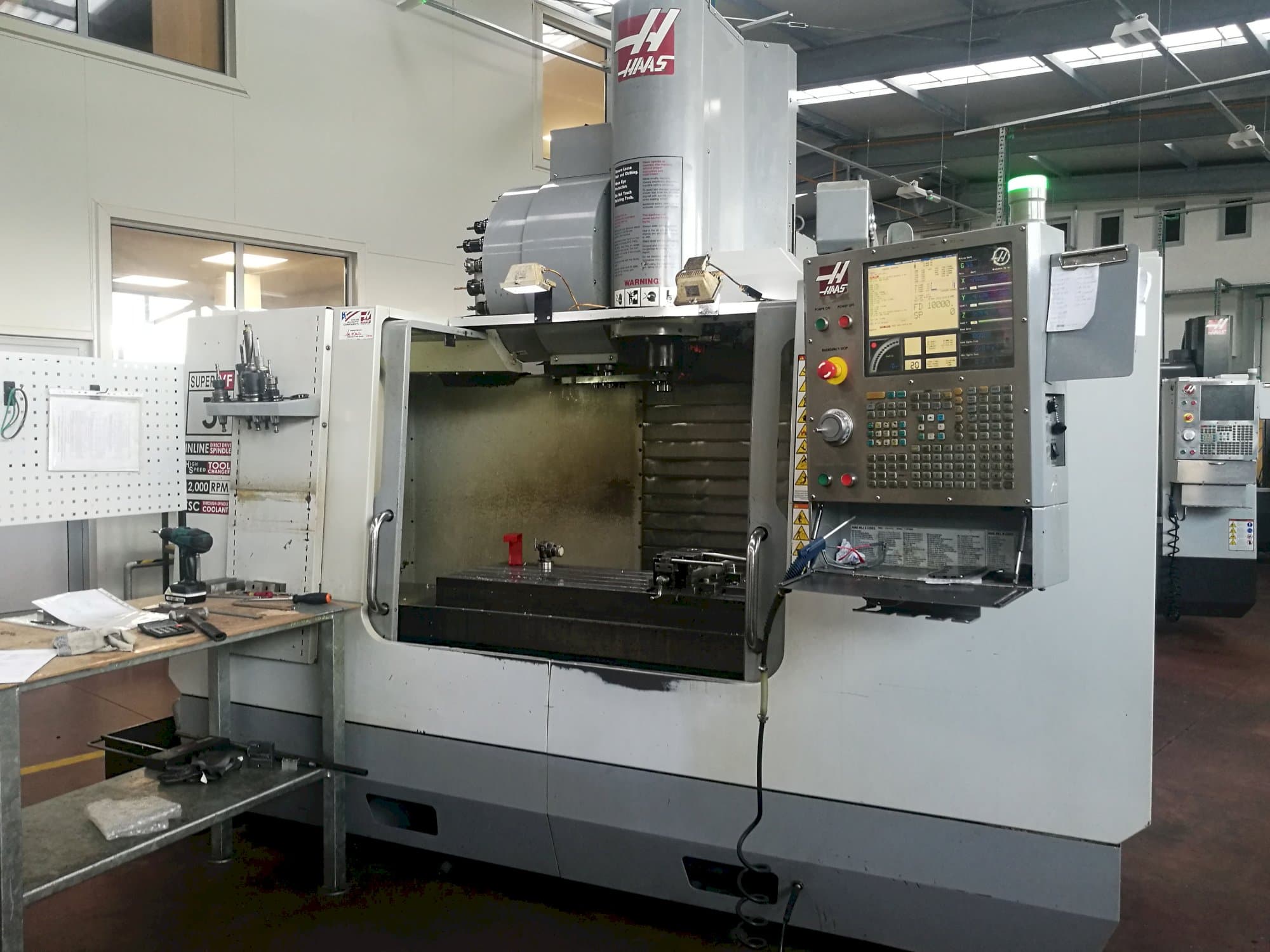 Front view of HAAS VF-3SSHE Machine