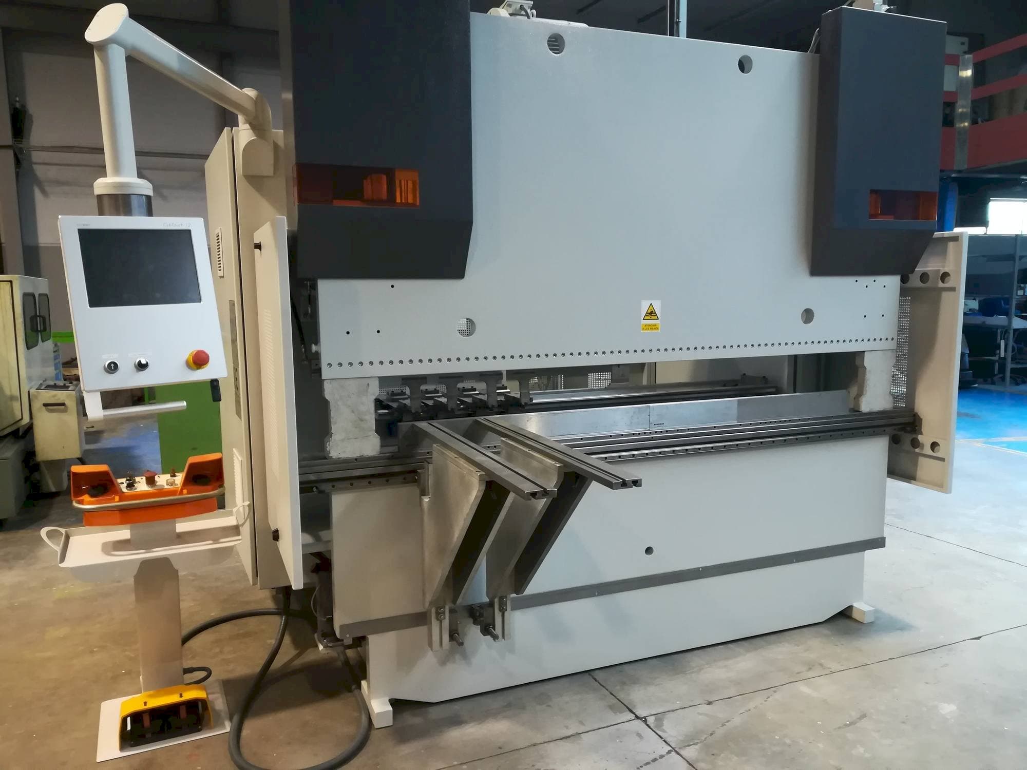 Front view of LVD LVD PPEB 80/25 CAD-CNC machine