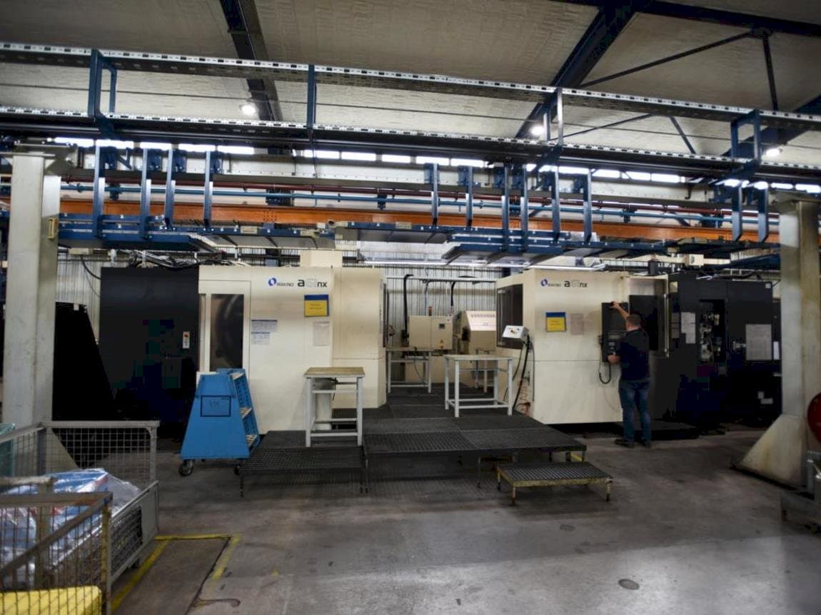 Front view of Makino a61nx Pro 6  machine