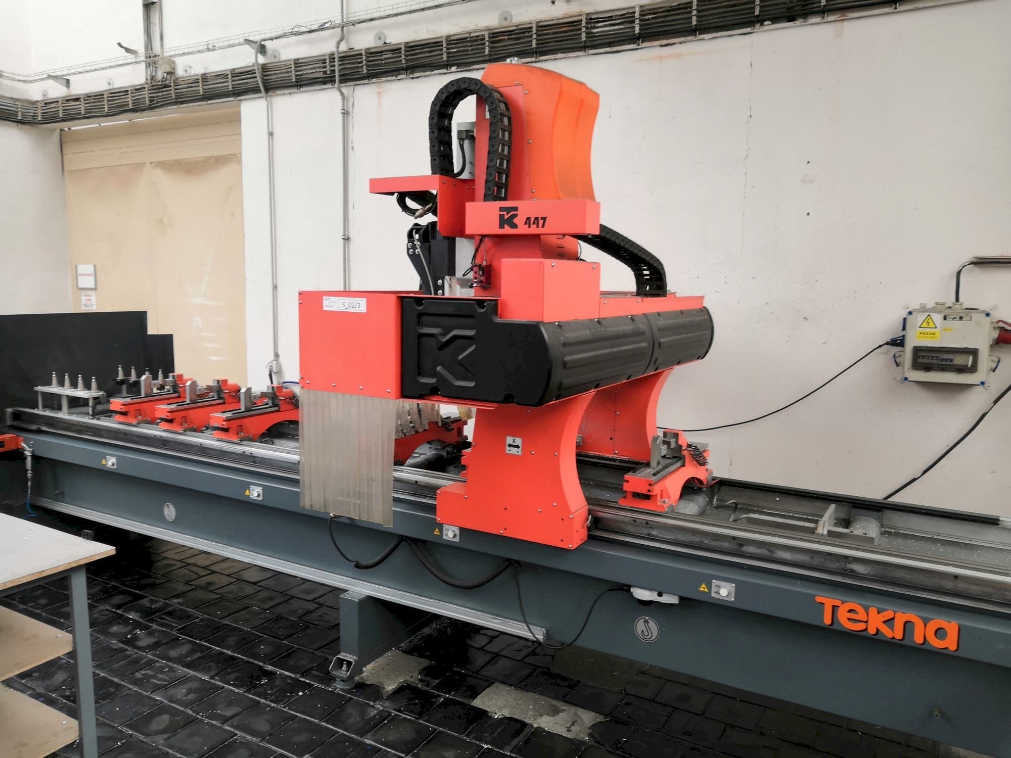 Front view of Tekna TK447/4  machine