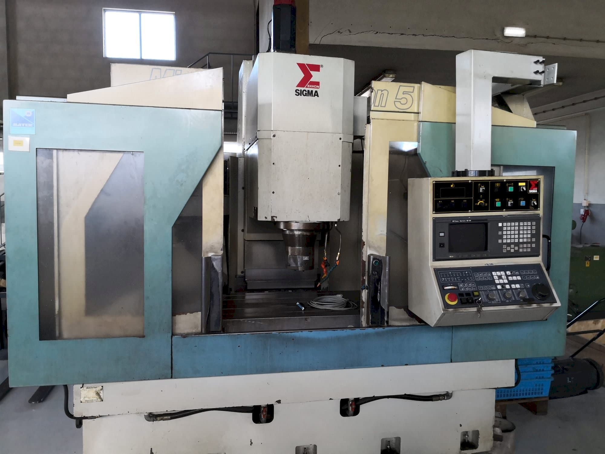 Front view of Sigma Mission 5  machine