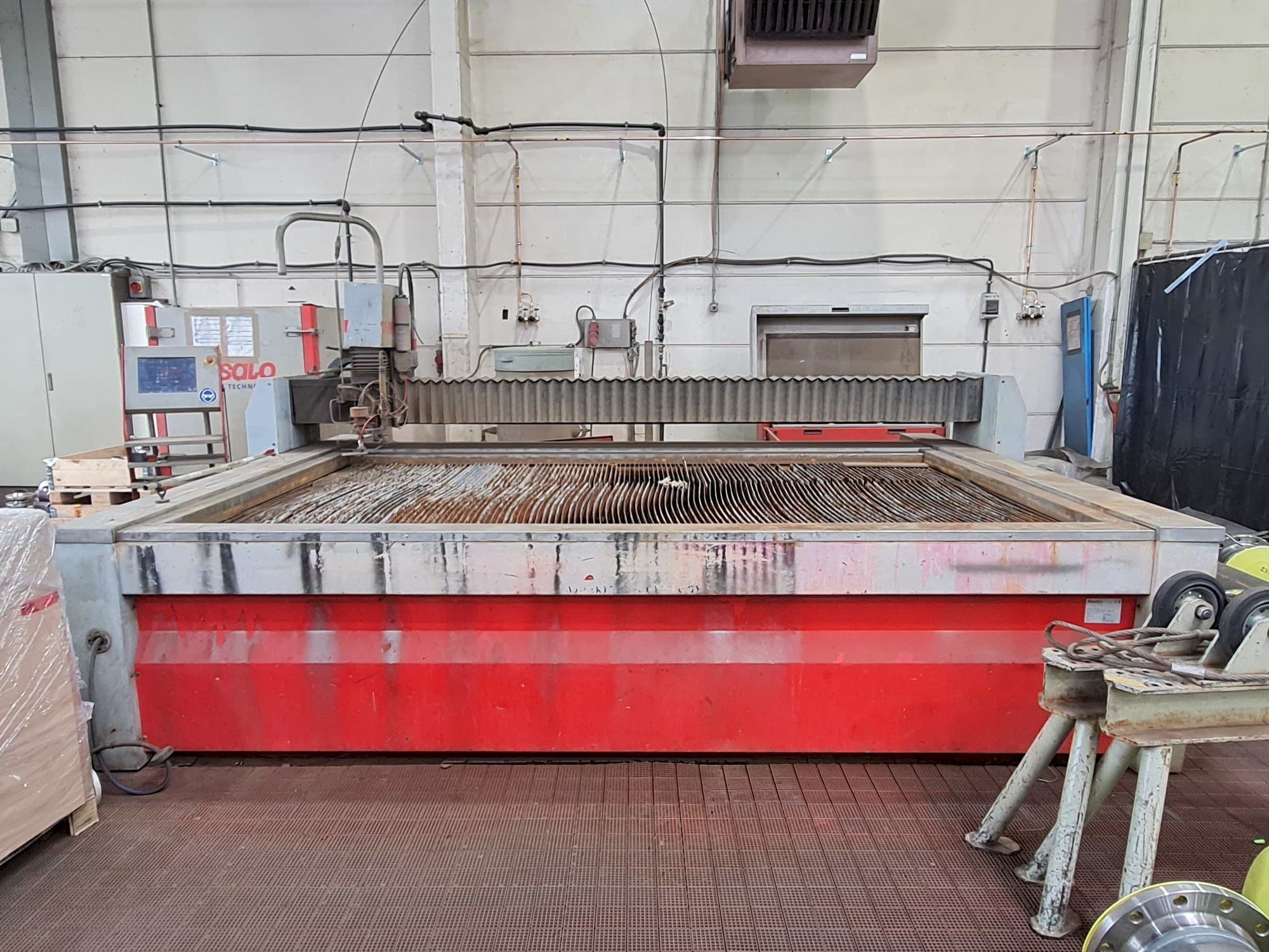 Front view of Resato R-LCM 3015-1  machine