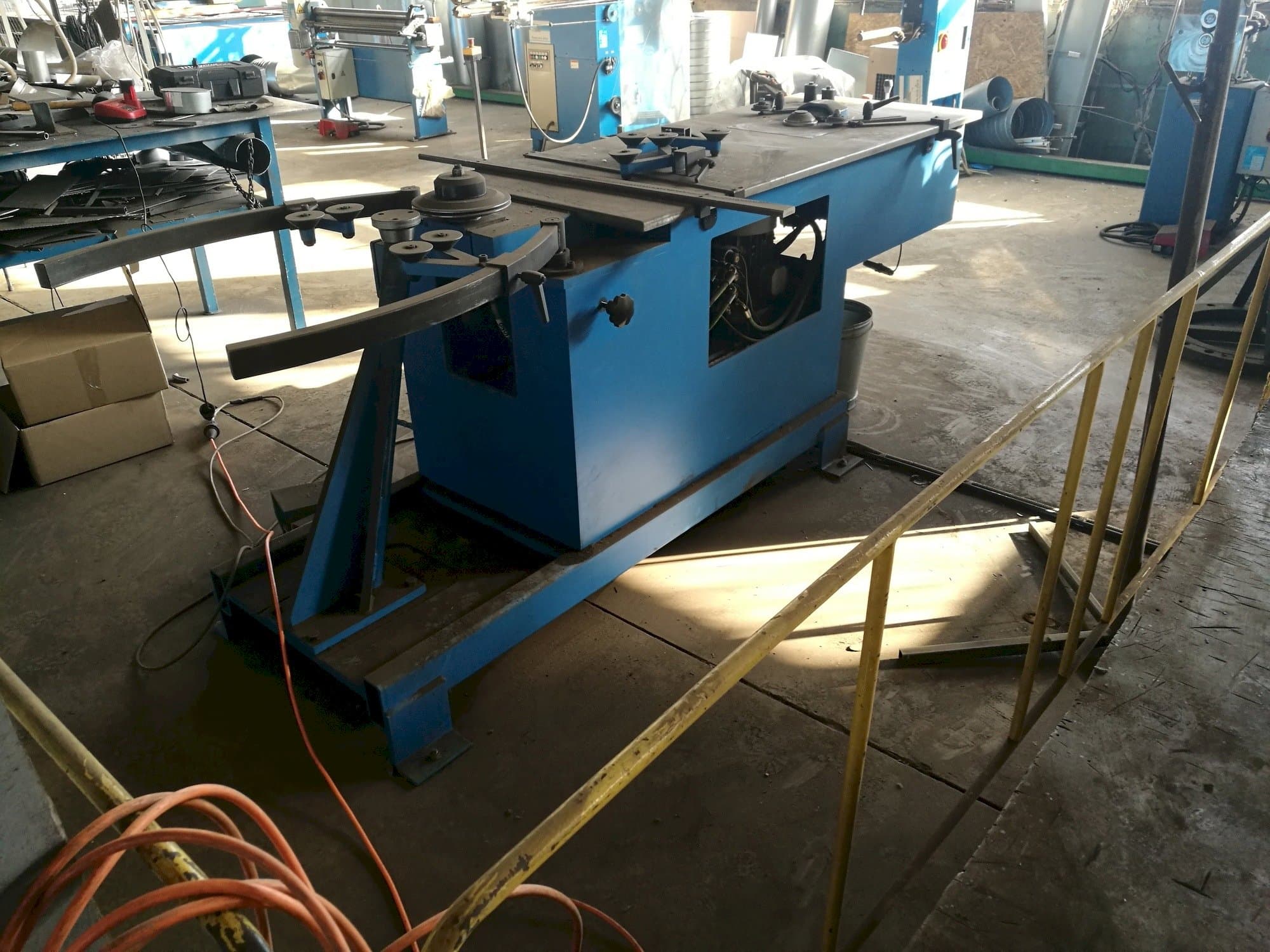 Front view of SPIRO GORELOCKER -1  machine