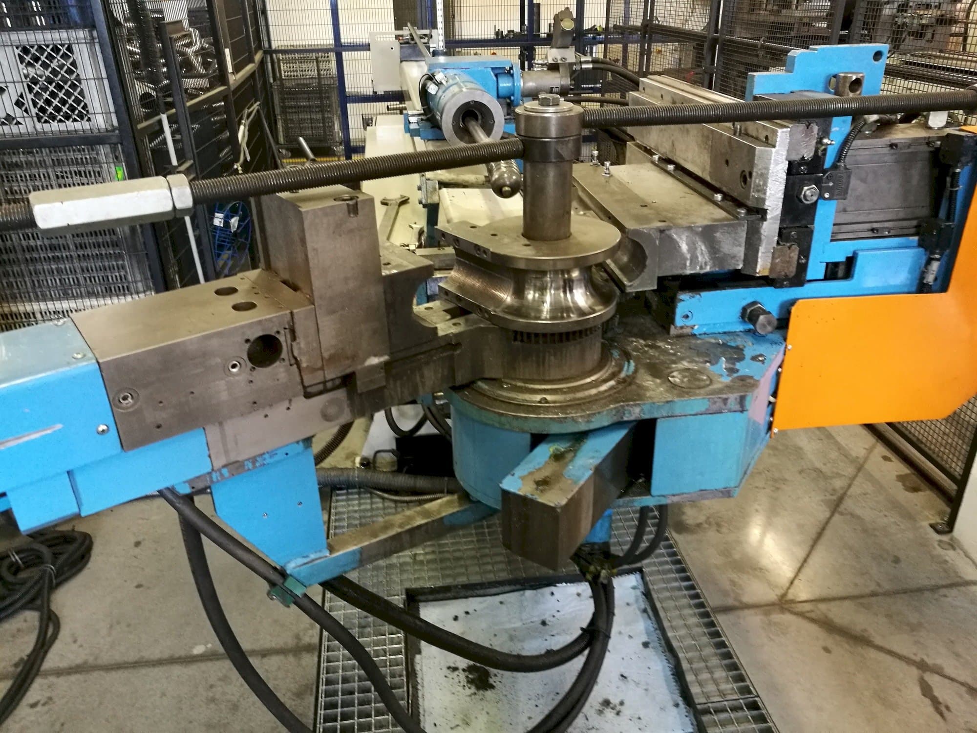 Front view of Rasi S 80.5 machine