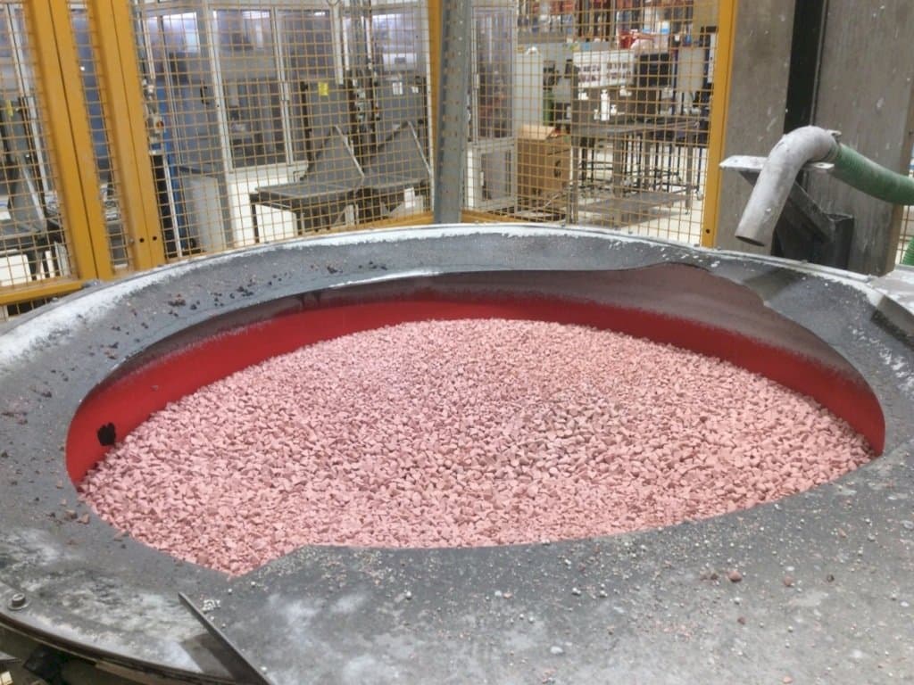 Front view of Rosler R4/1300.2 SF  machine