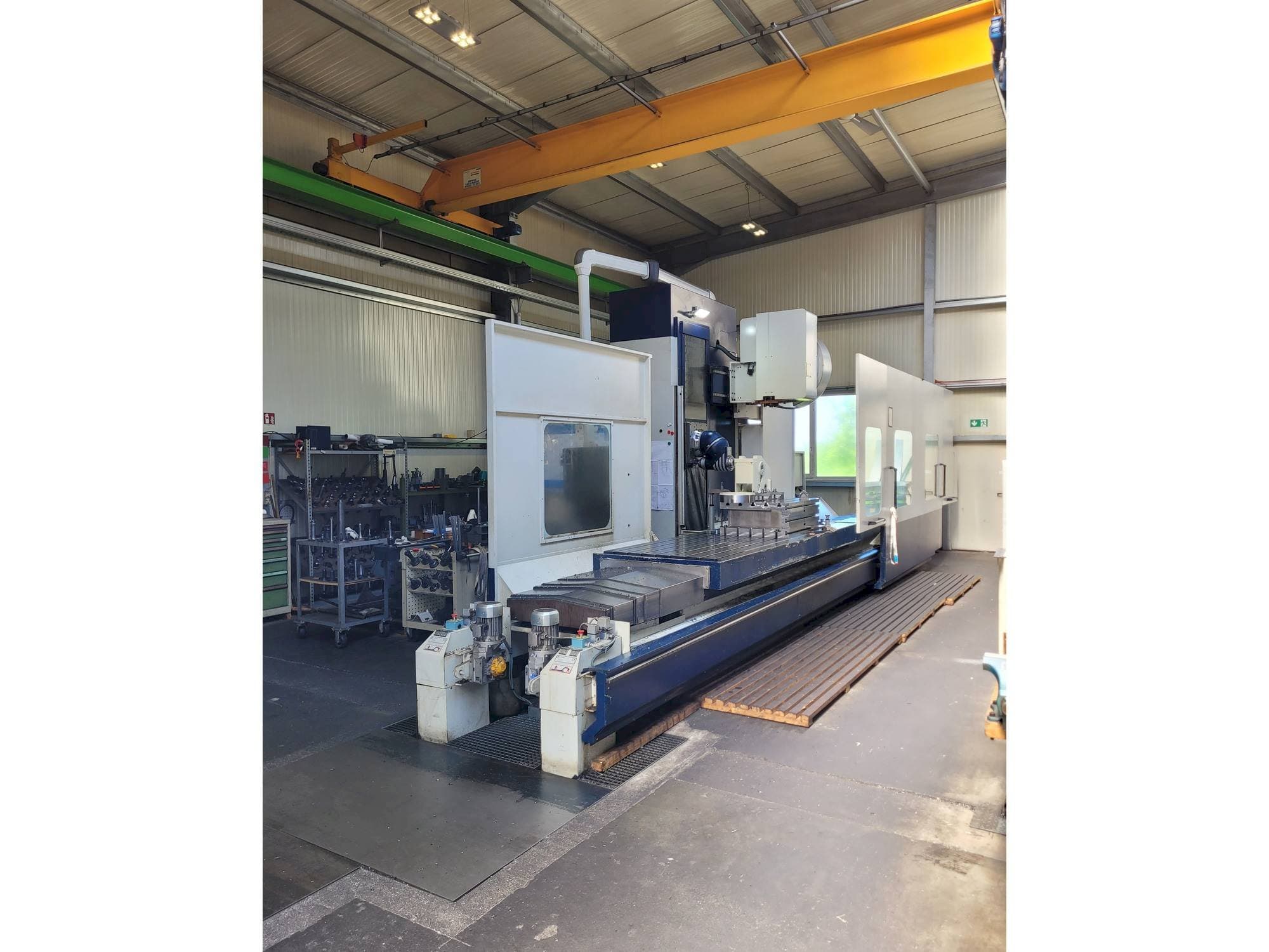 Front view of Soraluce T35  machine