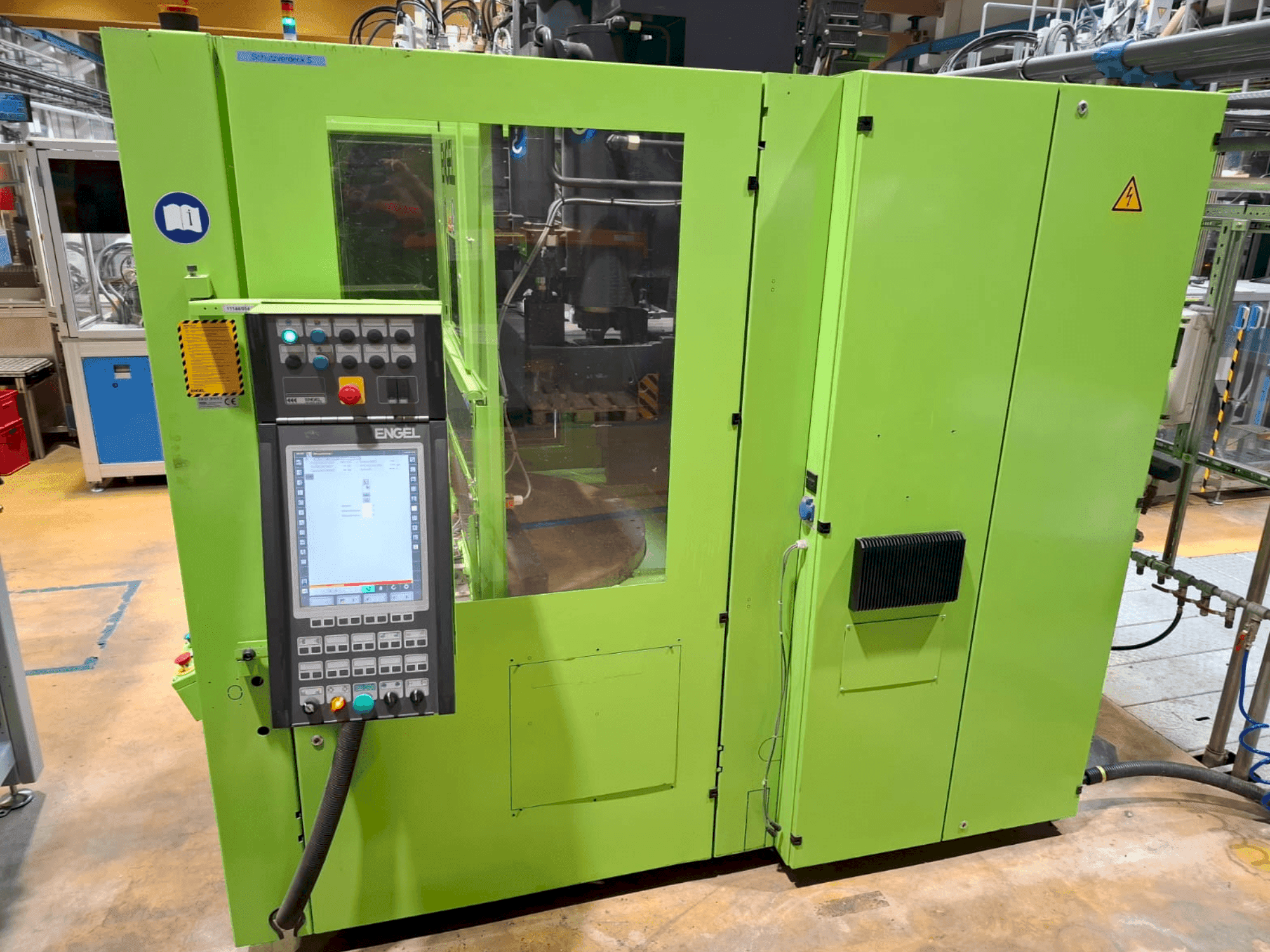 Front view of Engel Insert 80V/40  machine