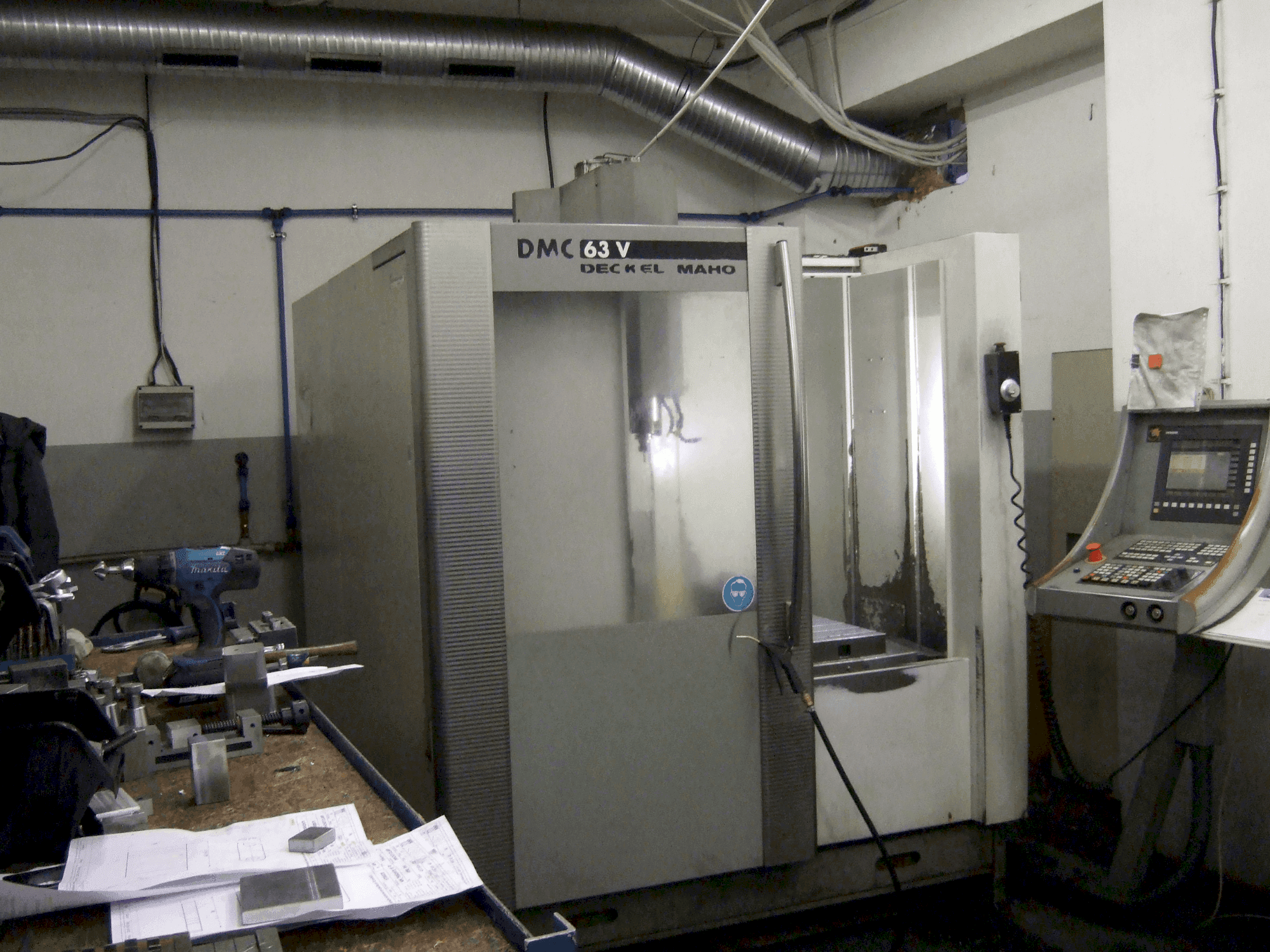 Front view of DECKEL MAHO DMC 63V  machine