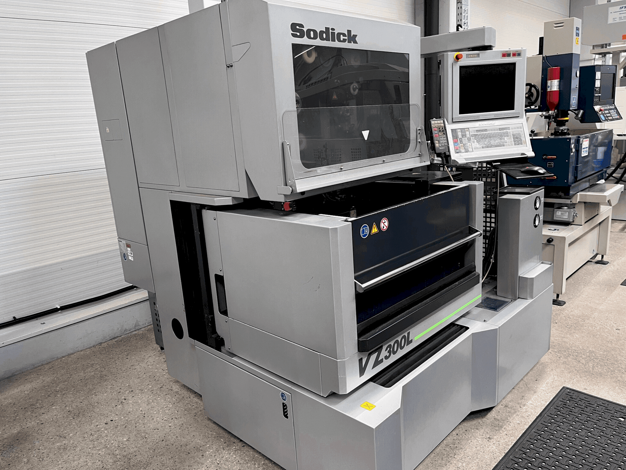 Left side view of Sodick VZ 300L  machine