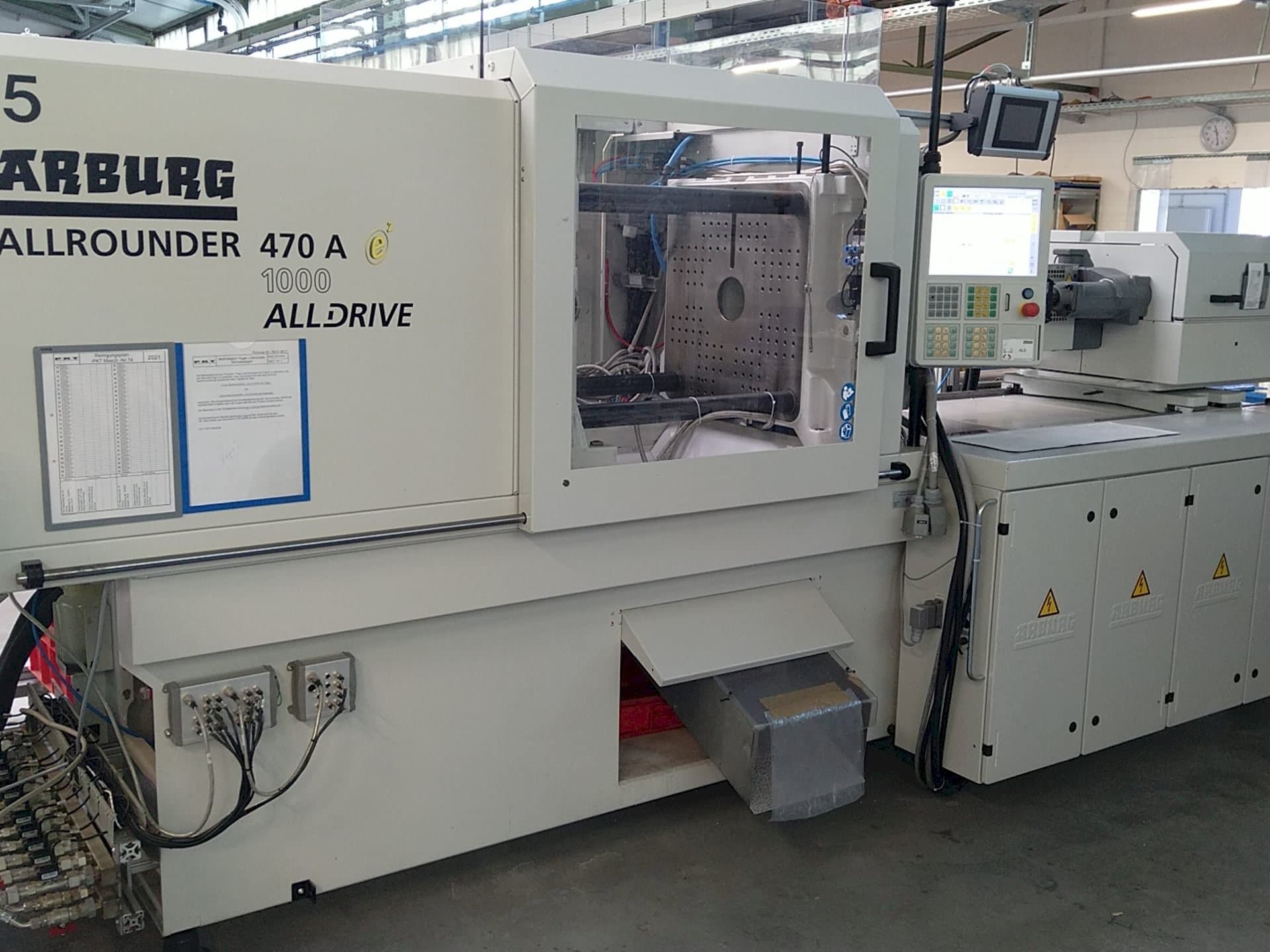 Front view of Arburg Allrounder 470 A 1000-400  machine
