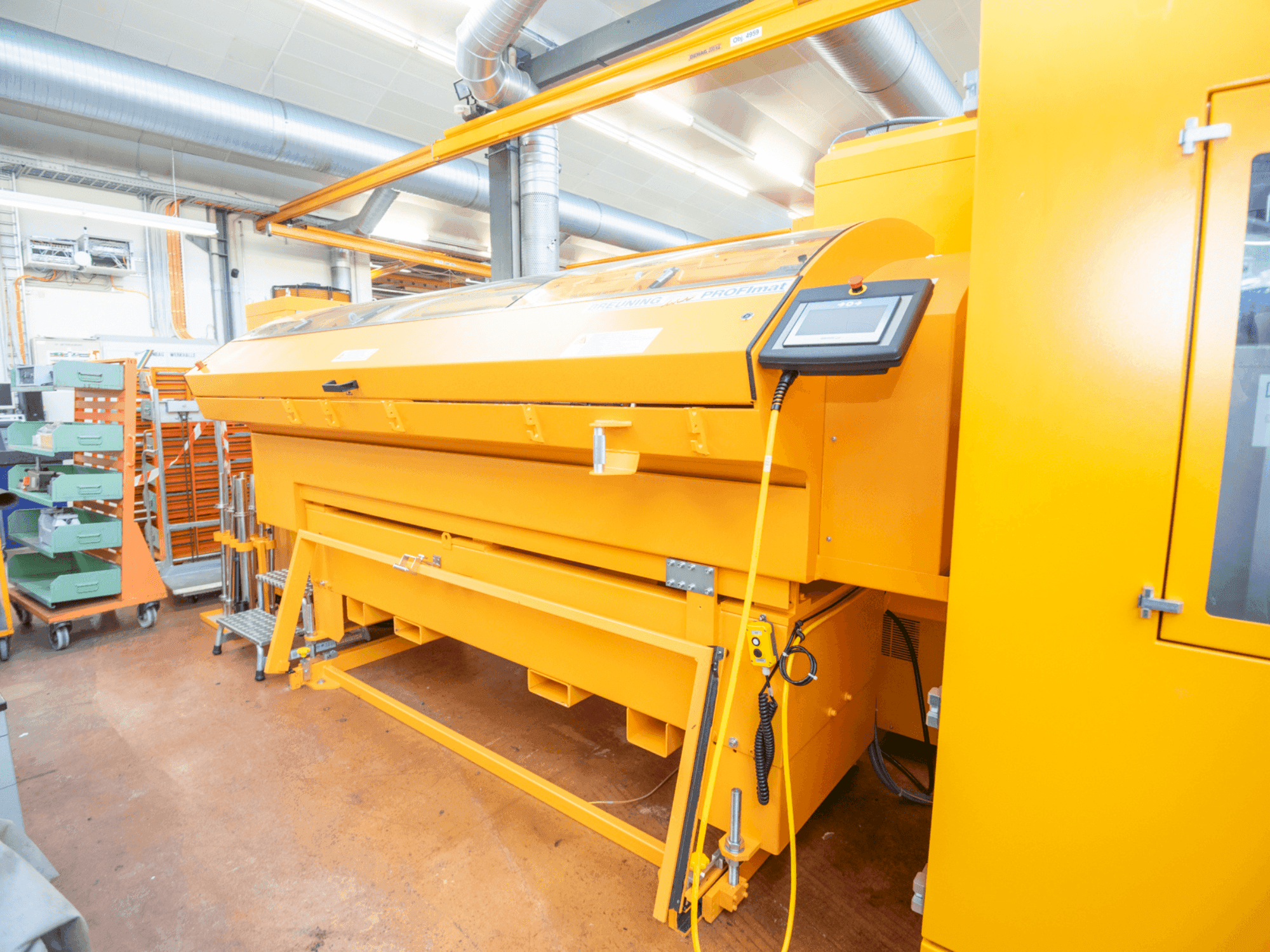 Front view of Index G220  machine