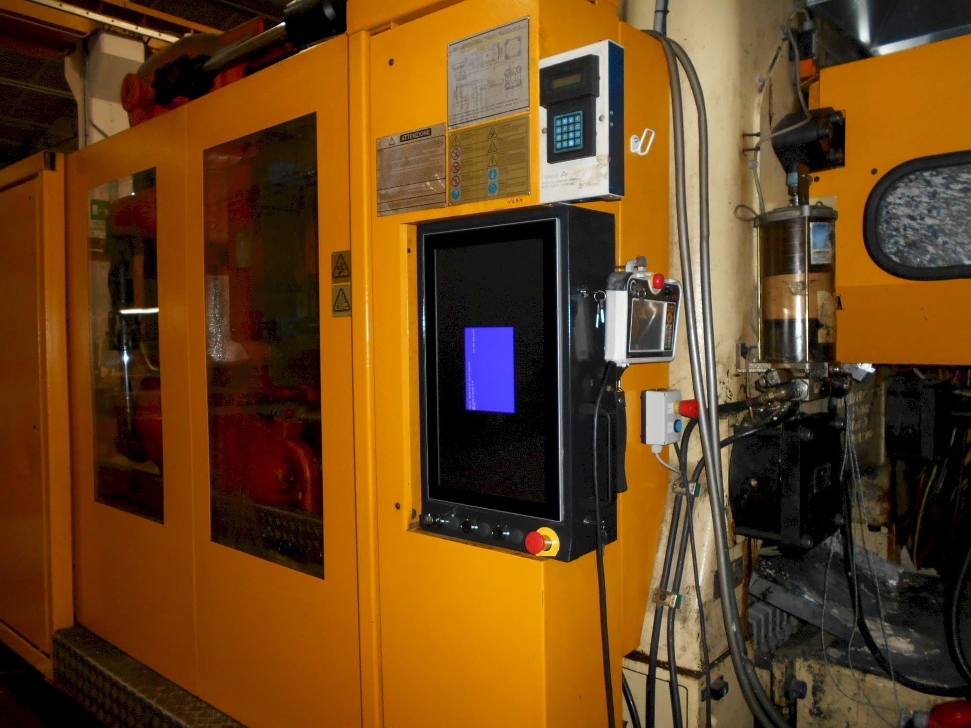 Front view of Husky ELL 750 RS 120/110  machine